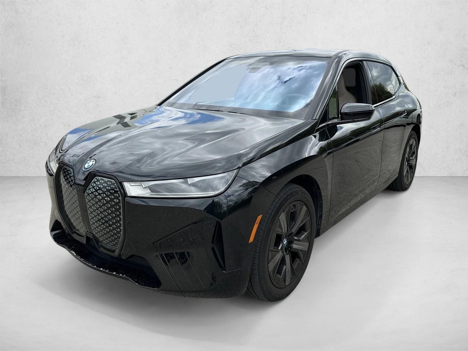2024 BMW iX xDrive50's photo