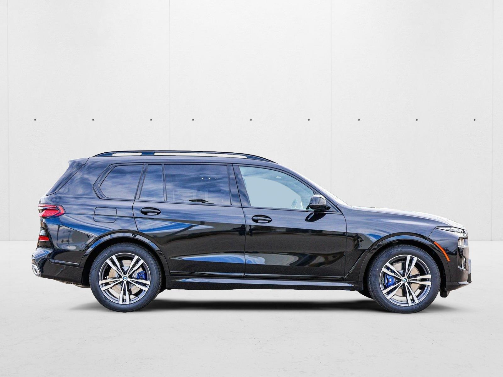 2025 Bmw X7 M60i photo 4
