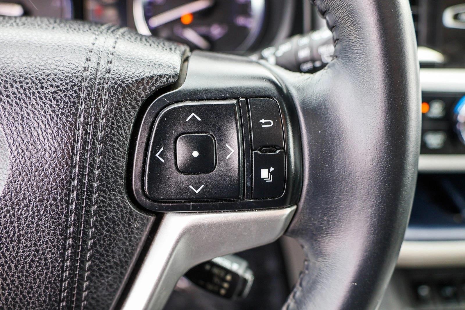 2016 TOYOTA HIGHLANDER - Image 16