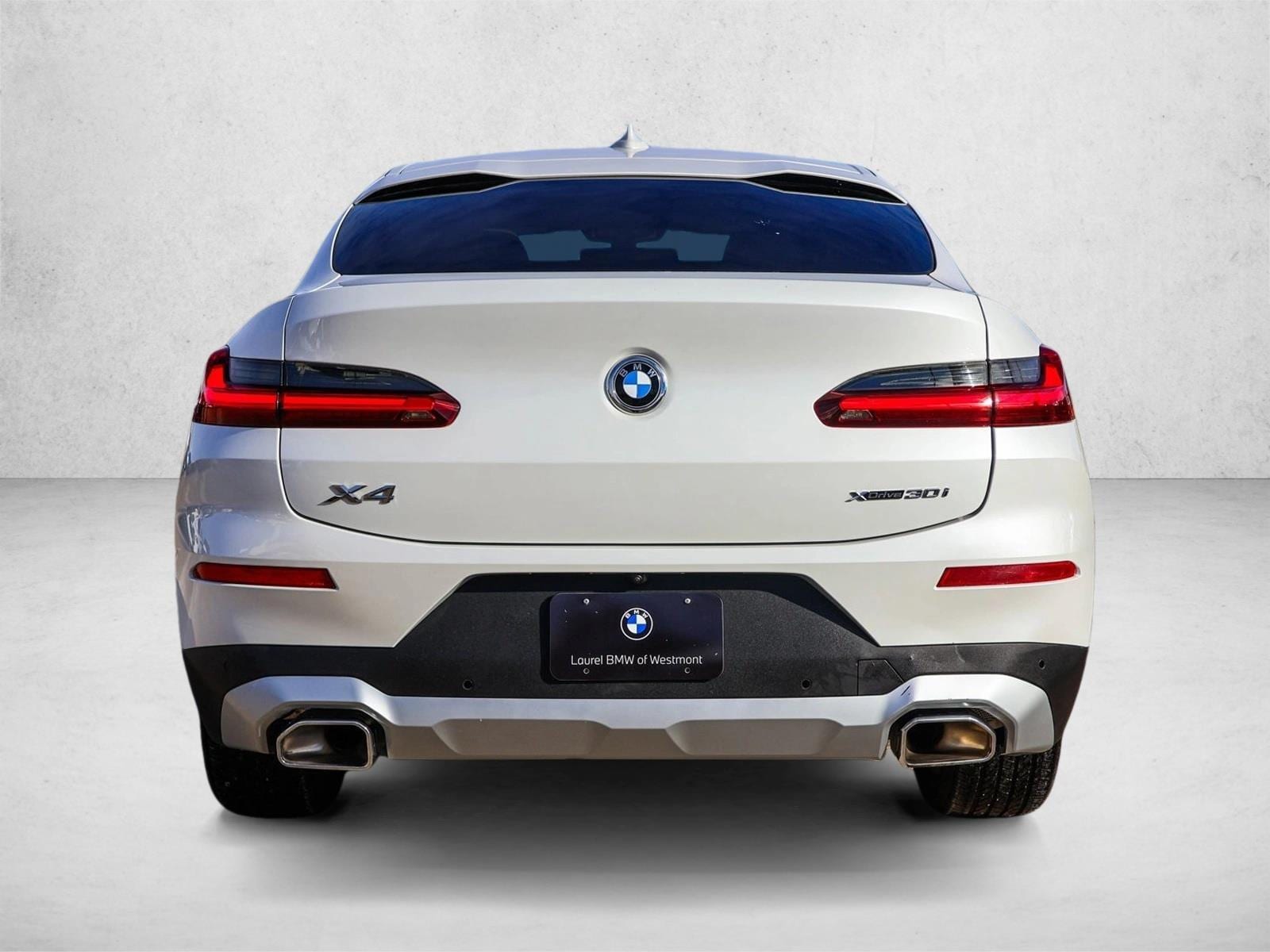 2025 BMW X4 - Image 6