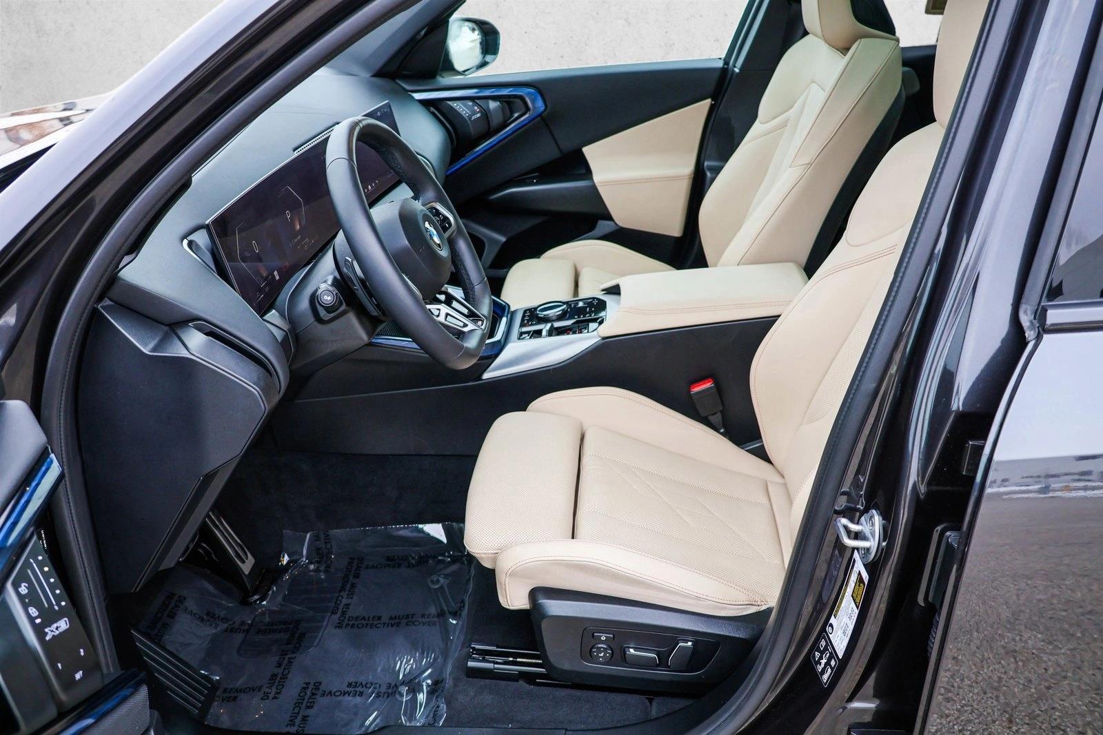 2025 BMW X3 - Image 12