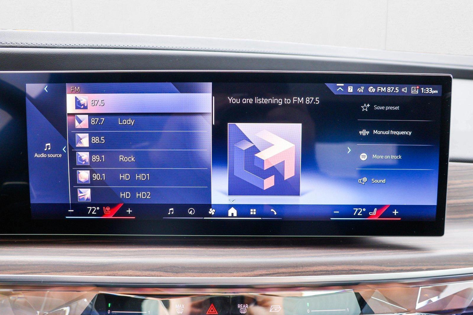 2025 BMW 7 Series 740i - Photo 15