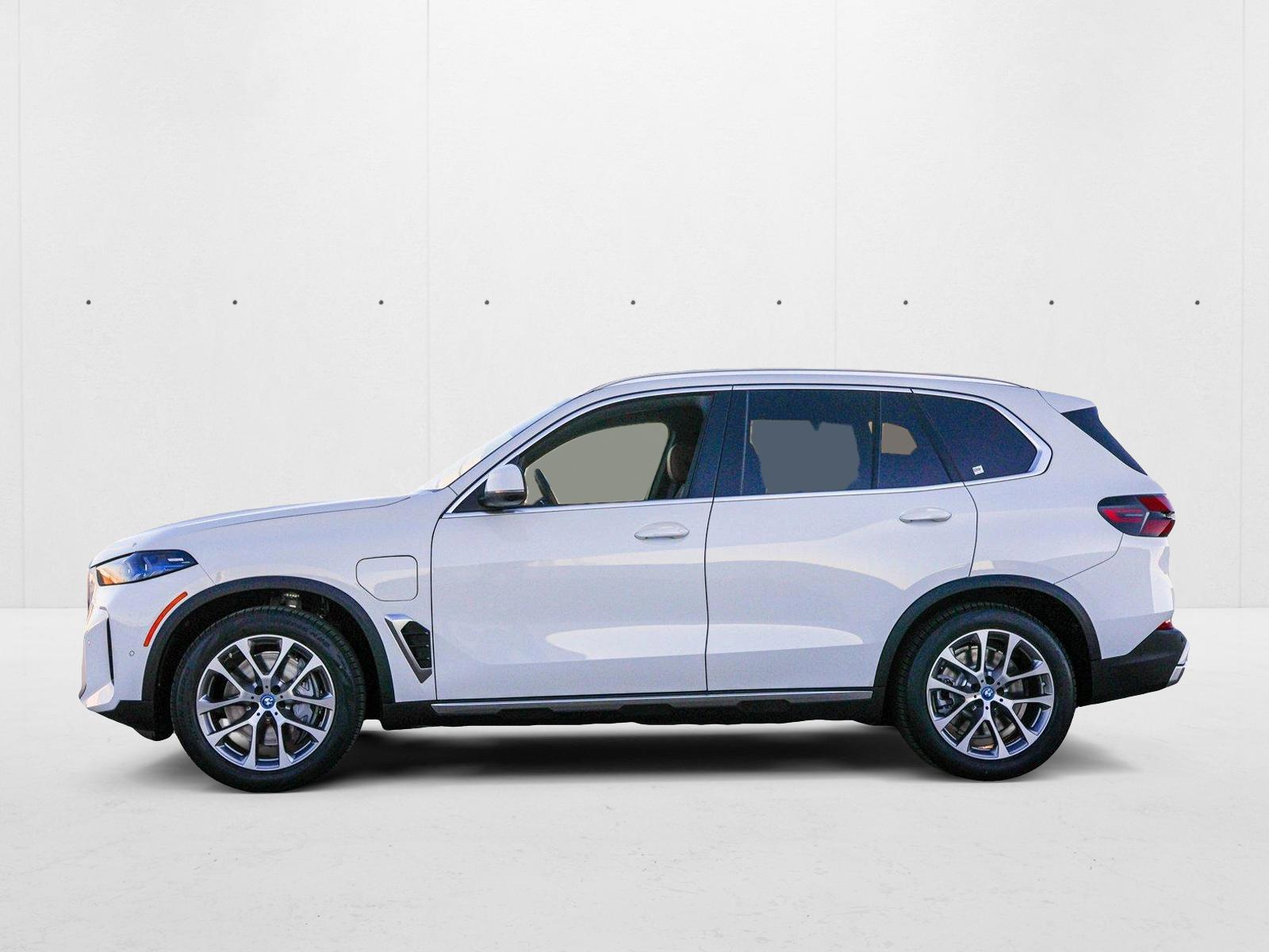 2025 BMW X5 - Image 8
