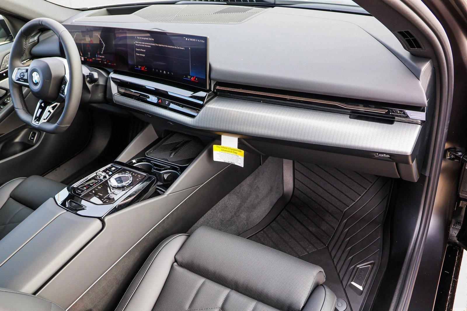 2025 BMW 530I - Image 24