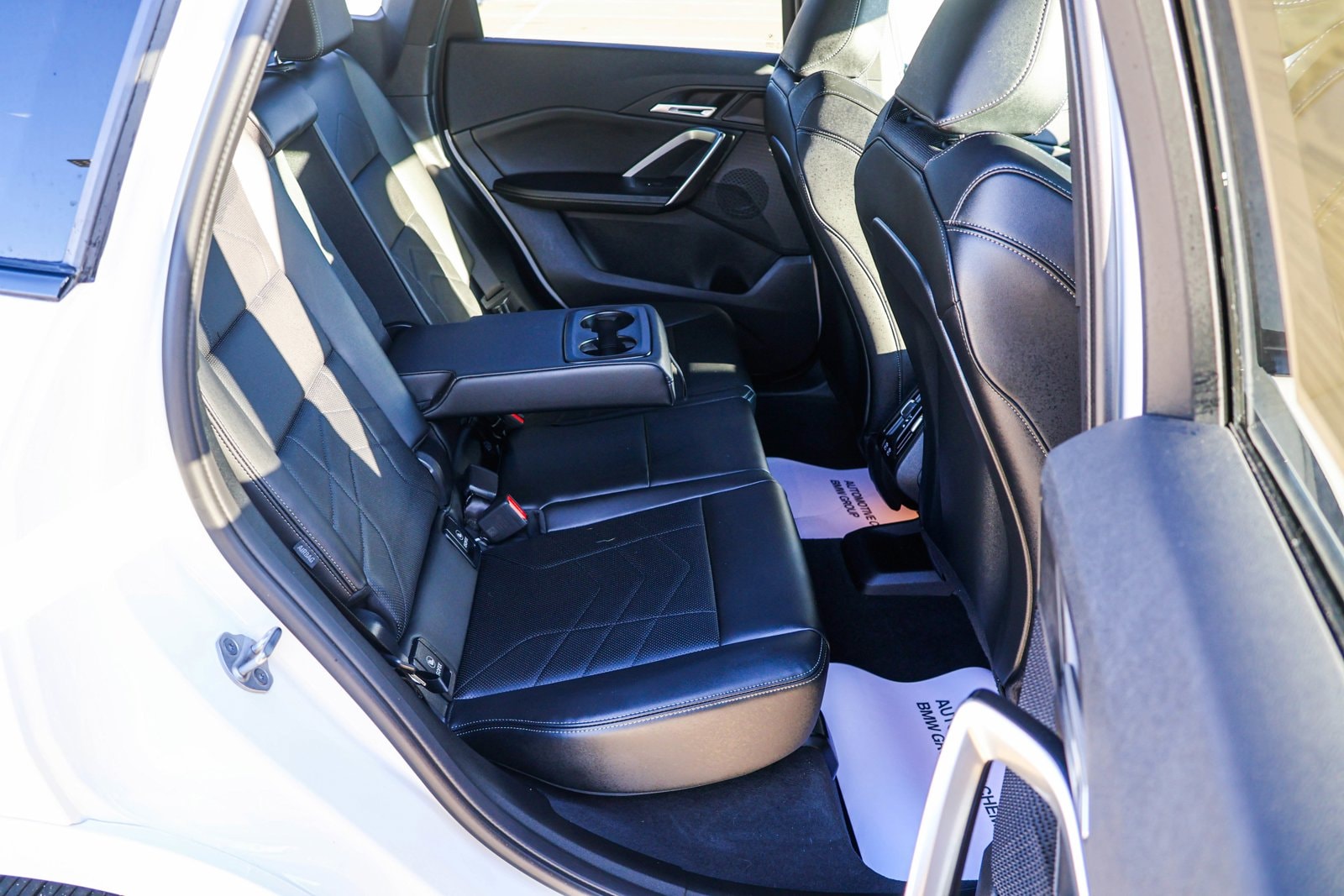 2025 BMW X1 - Image 25