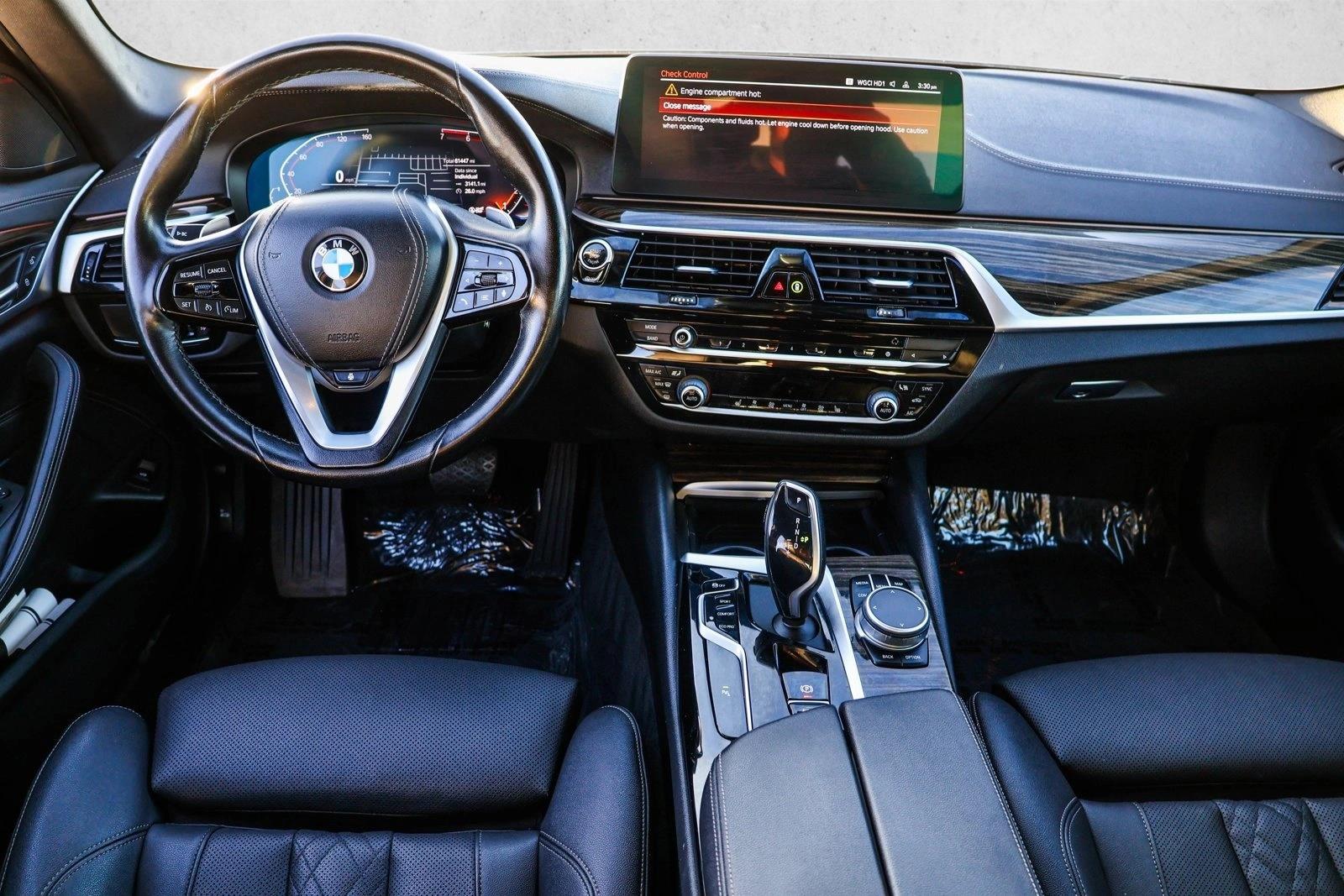 2022 BMW 530I - Image 24