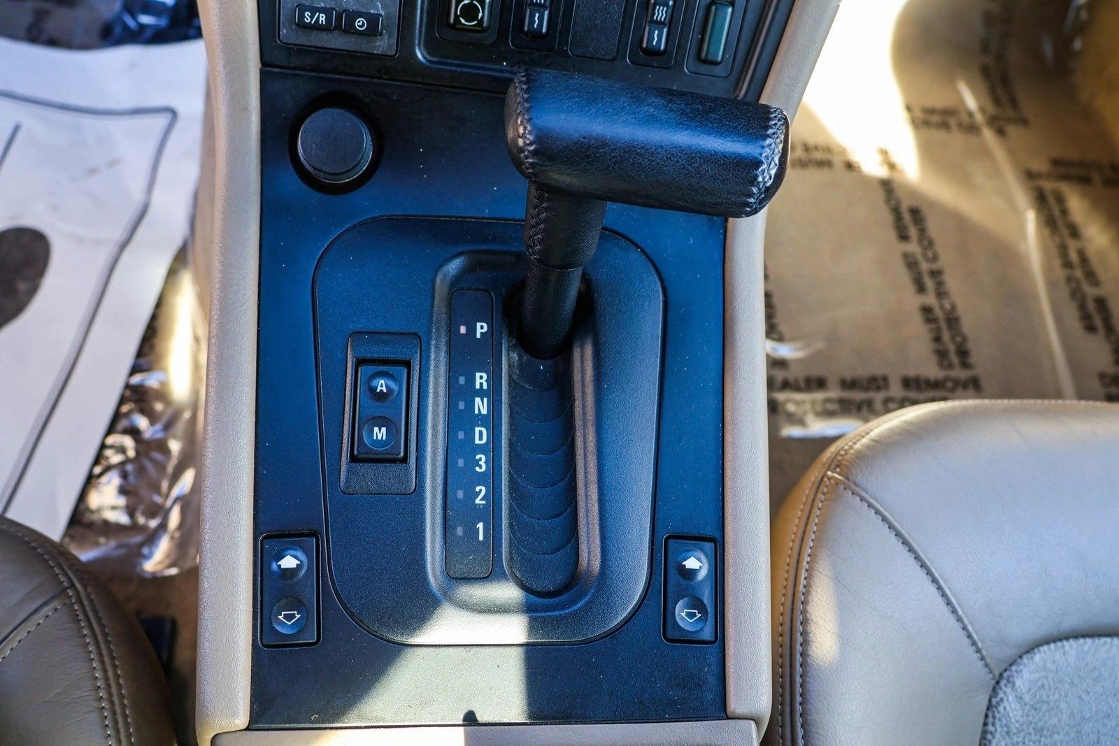 1996 BMW Z3 - Image 16