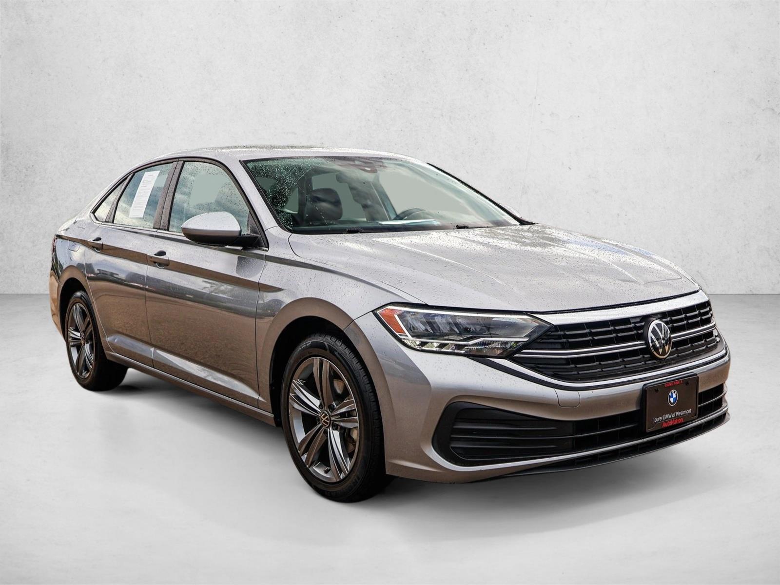 Used 2024 Volkswagen Jetta 1.5T SE Sedan