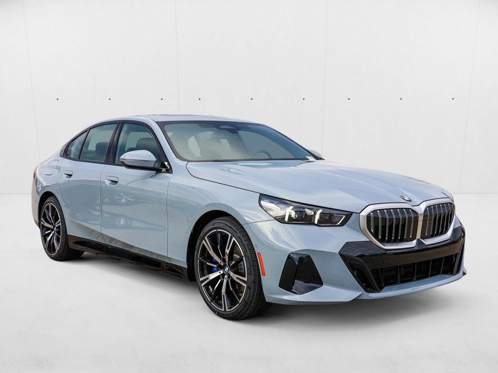 2025 Bmw 530i xDrive Sedan photo 3