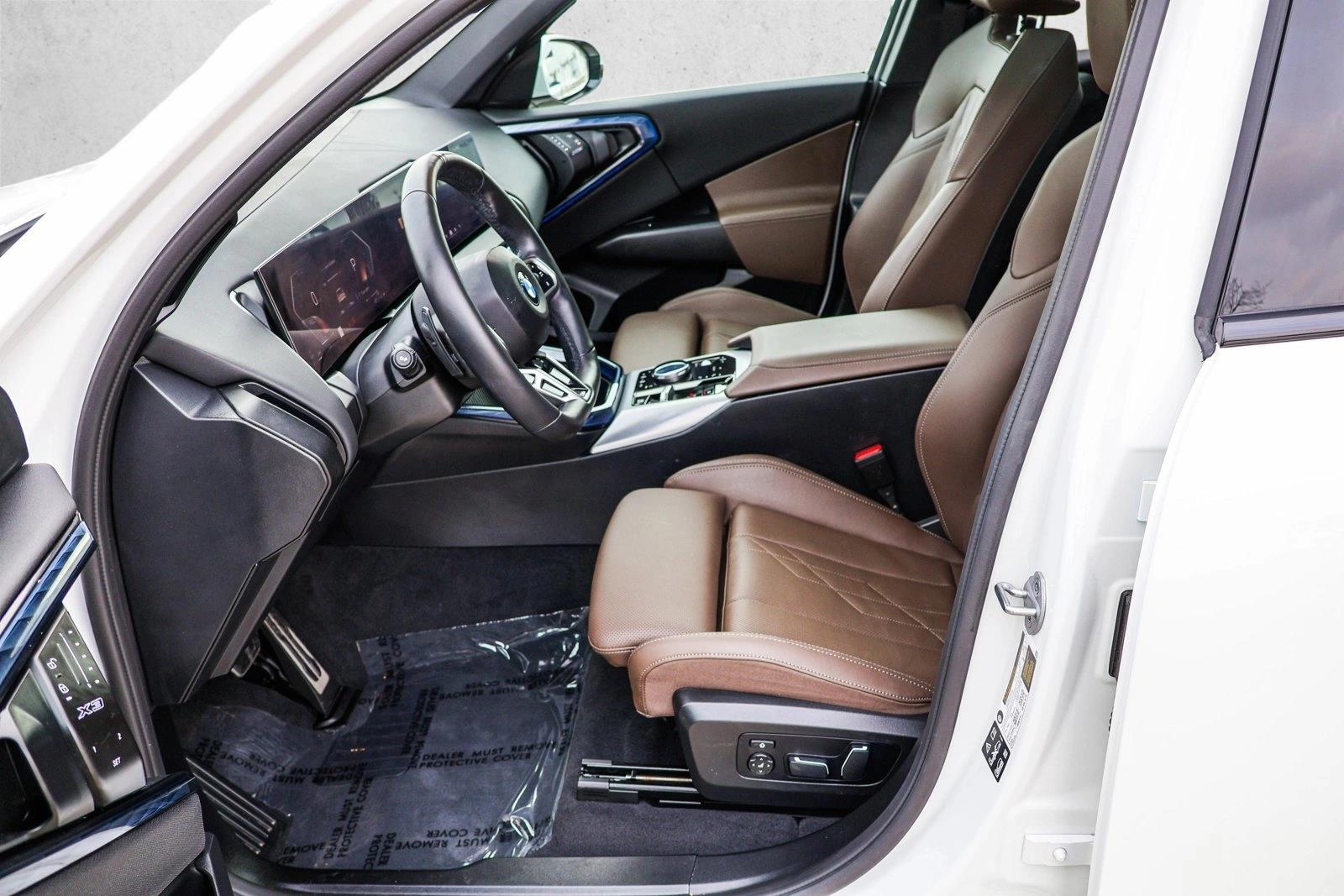2025 BMW X3 - Image 12