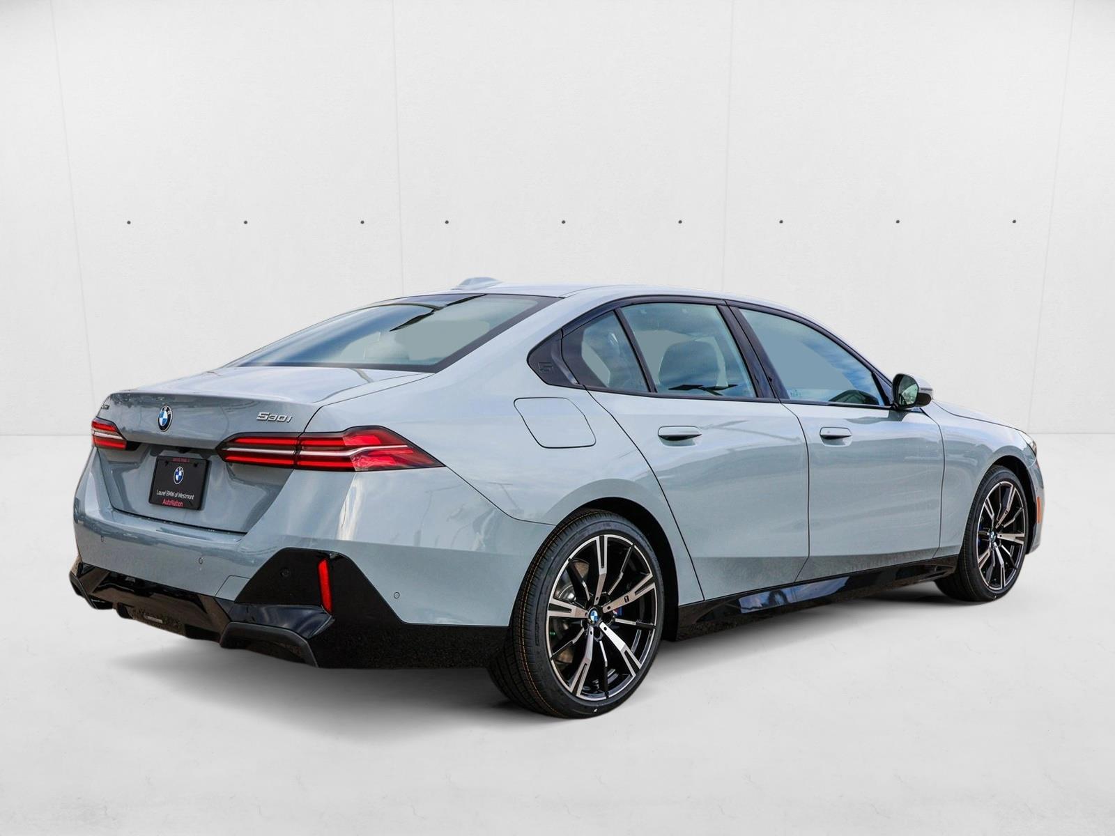 2025 BMW 530I - Image 5