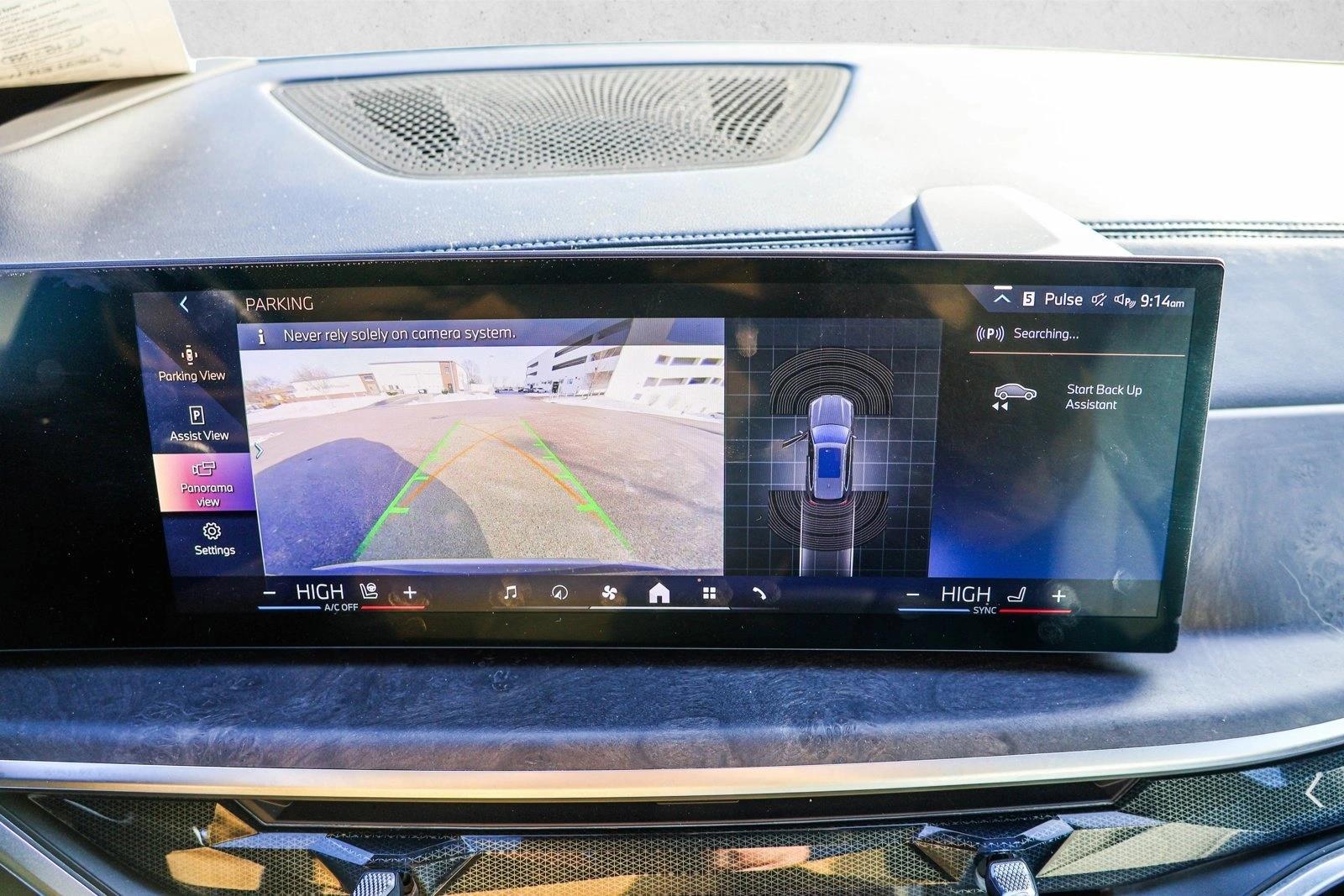 2025 BMW X5 - Image 19