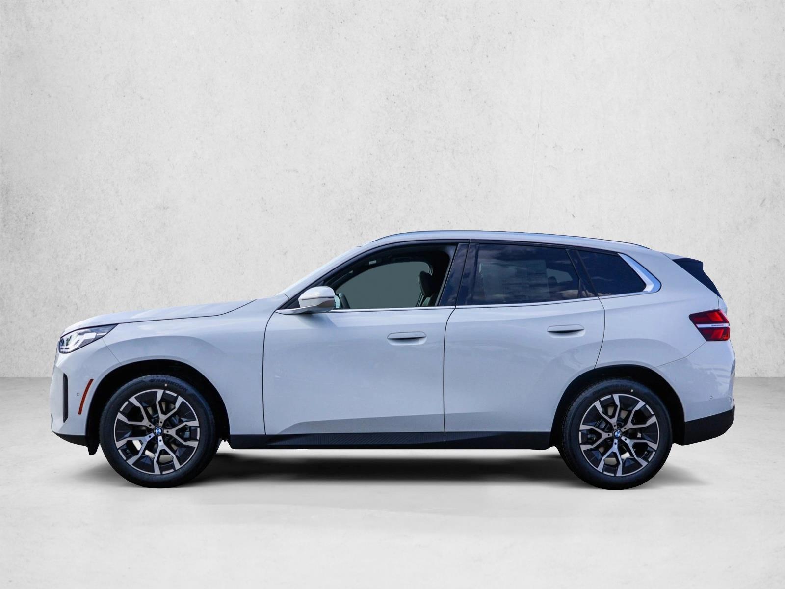 2026 BMW X3 30 - Photo 8