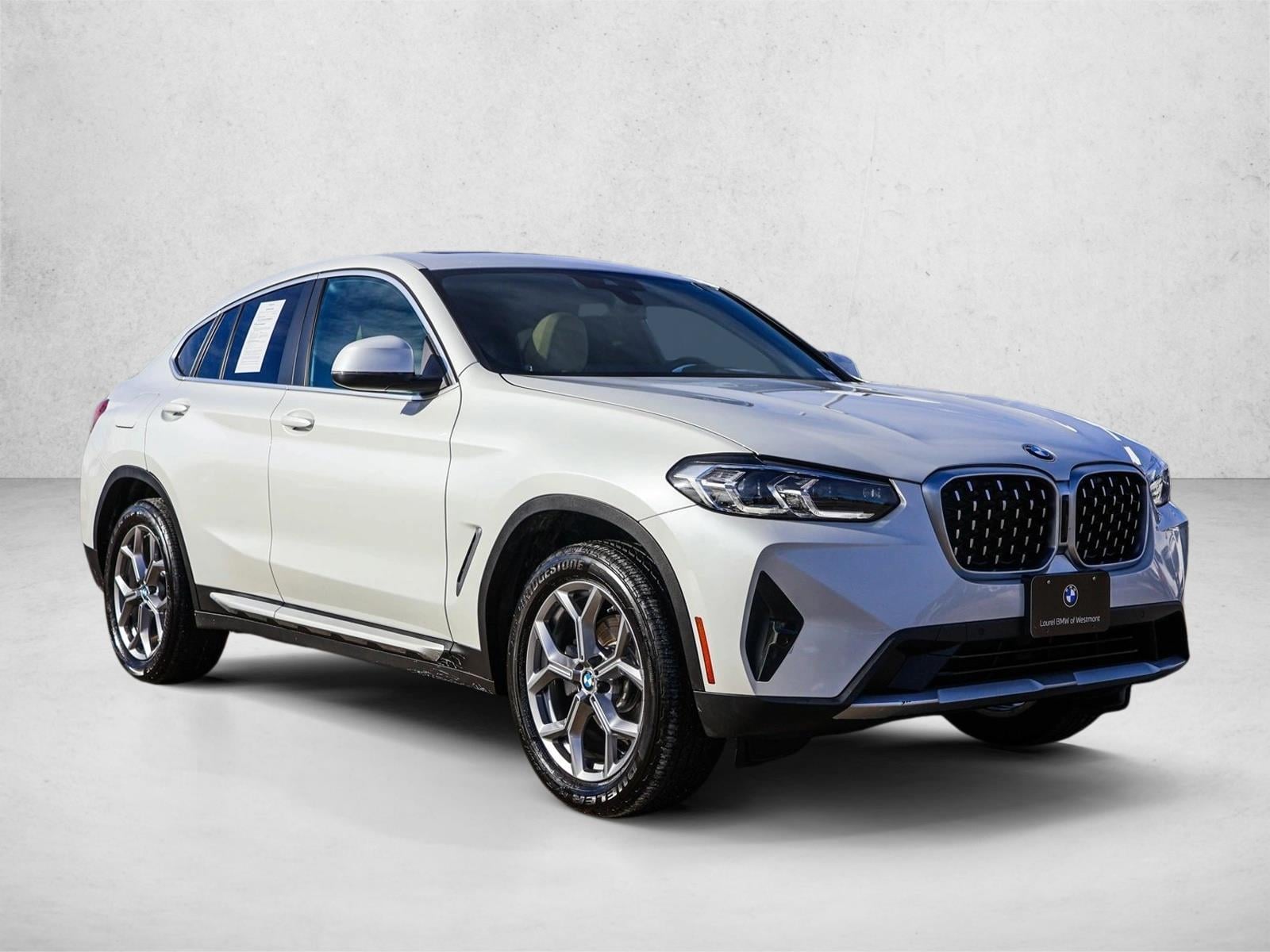 2025 BMW X4 - Image 3