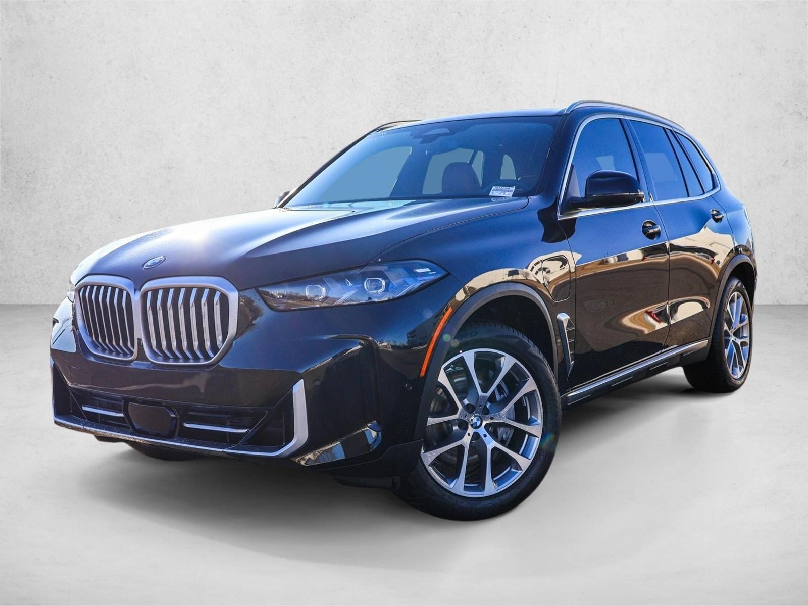 2026 BMW X5 xDrive50e's photo