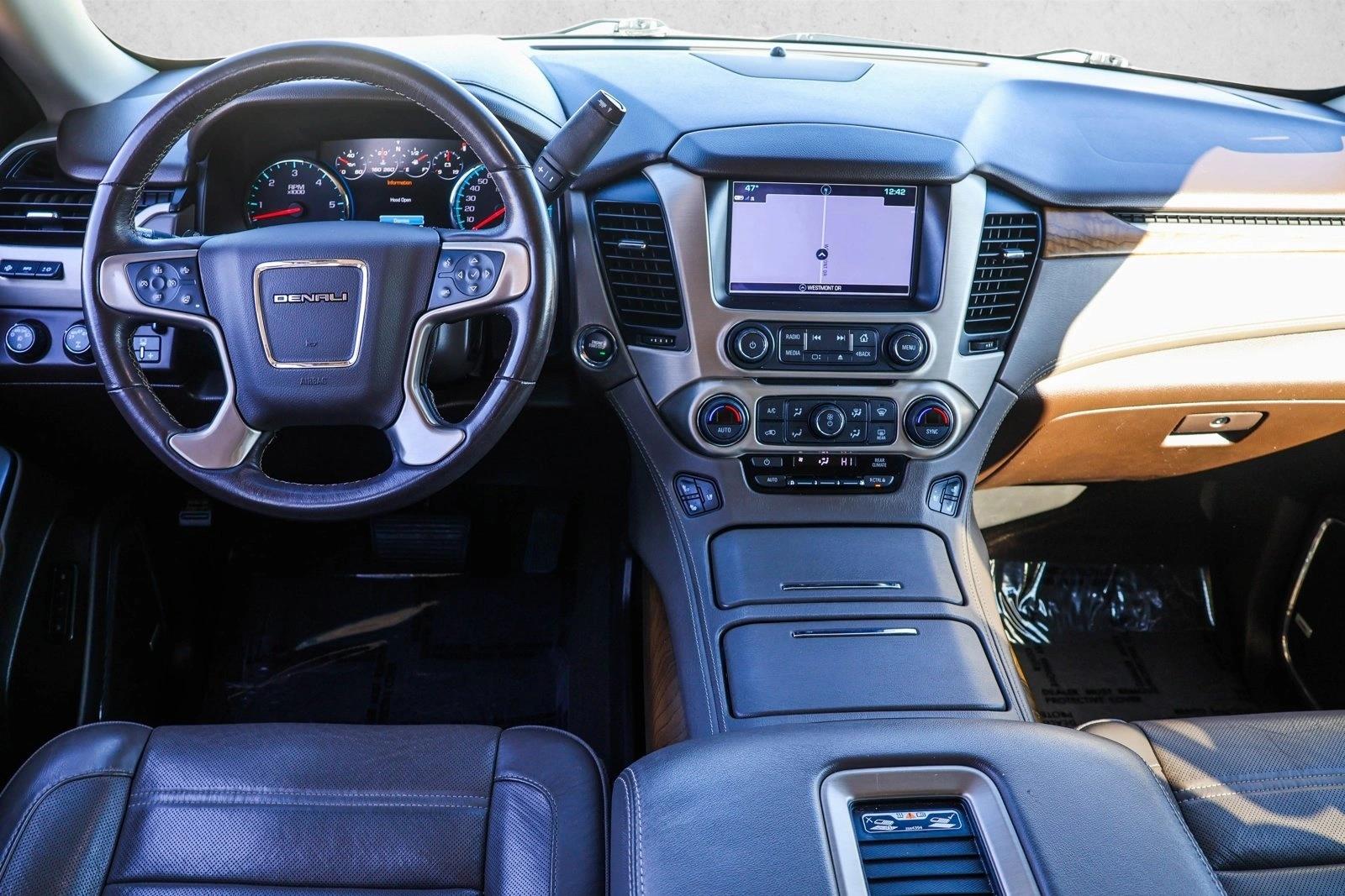 2019 GMC YUKON - Image 25