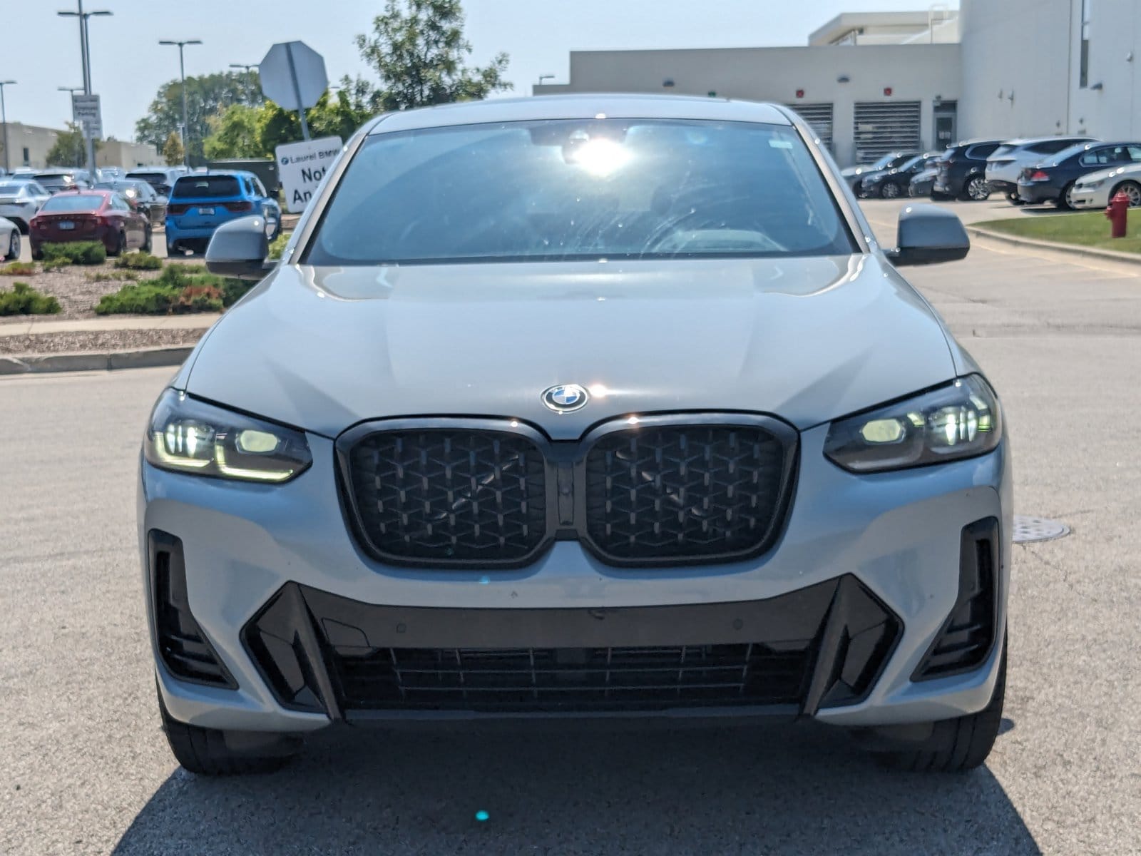 Used 2023 BMW X4 30i with VIN 5UX33DT05P9R94320 for sale in Des Plaines, IL