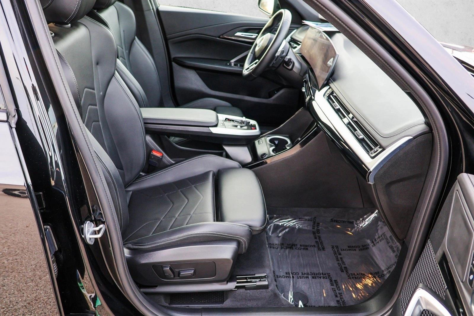 2025 BMW X1 - Image 26