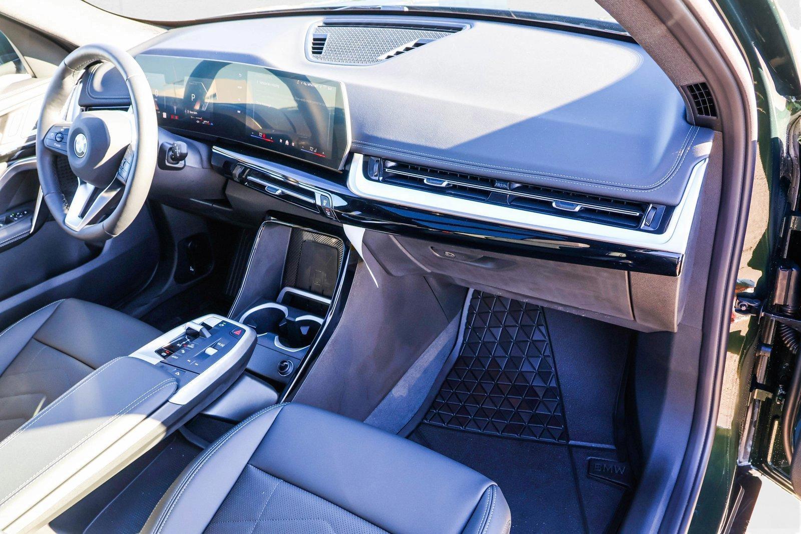 2025 BMW X1 - Image 24