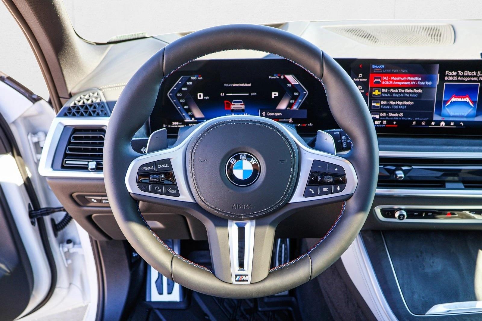 2026 BMW X5 M60i - Photo 13