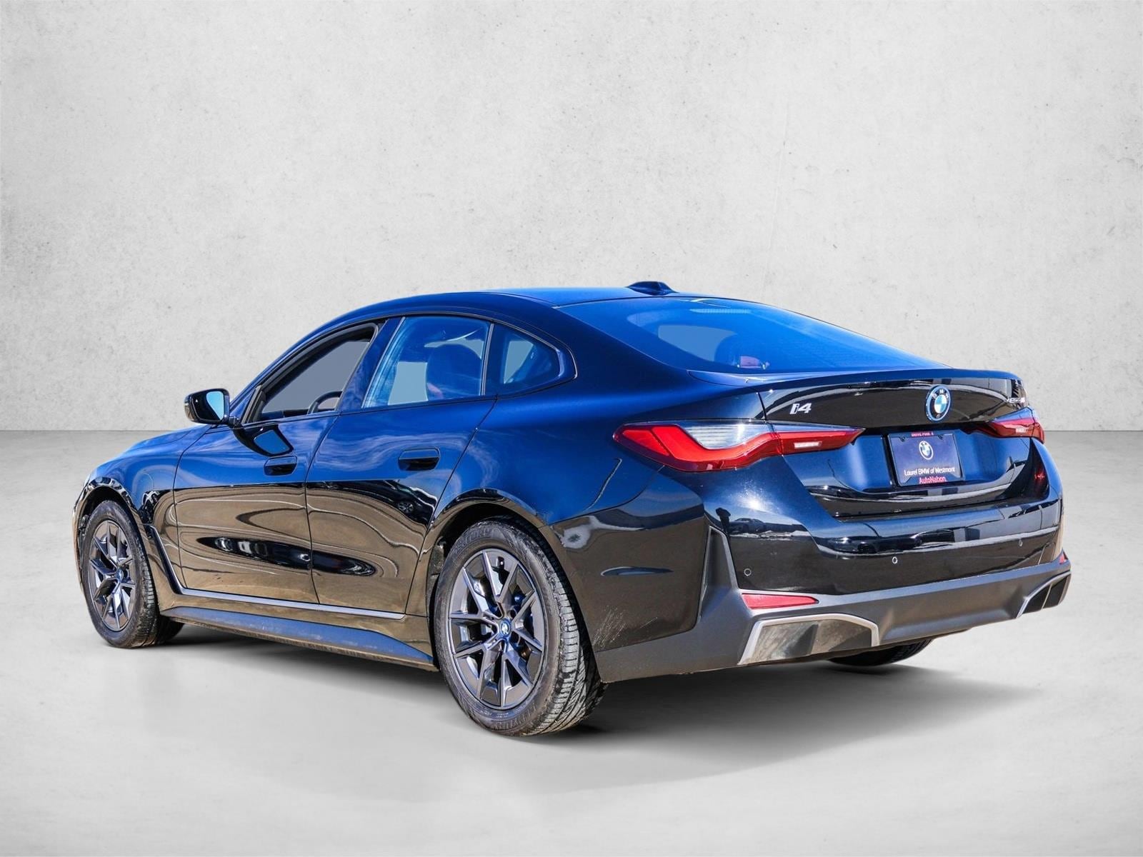 2023 BMW I4 - Image 7