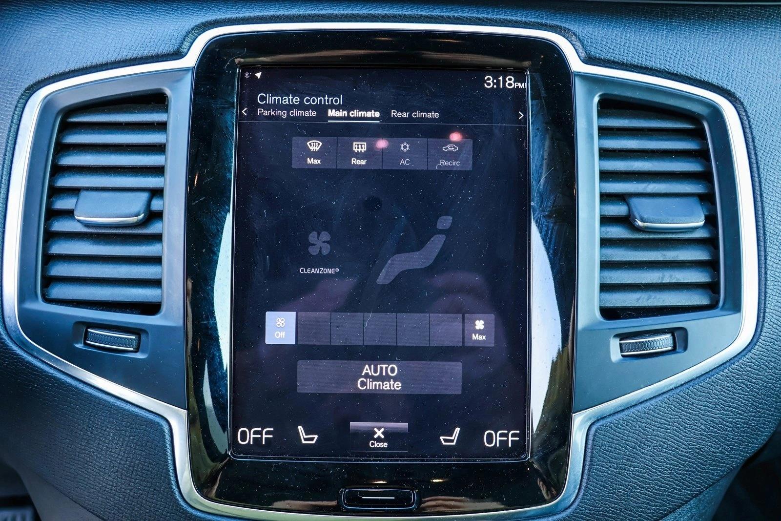 2022 VOLVO XC90 - Image 20