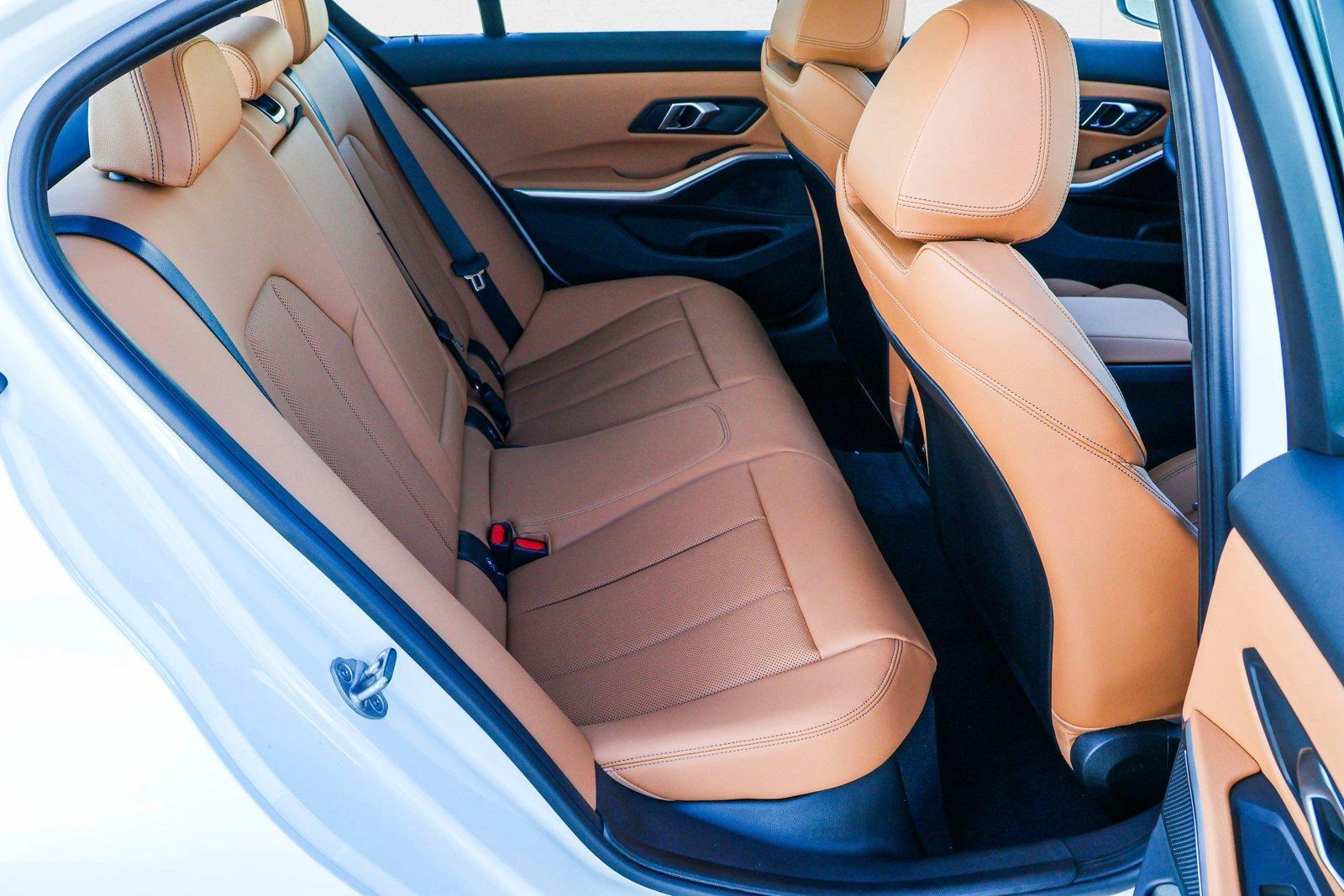 2025 BMW 330I - Image 25