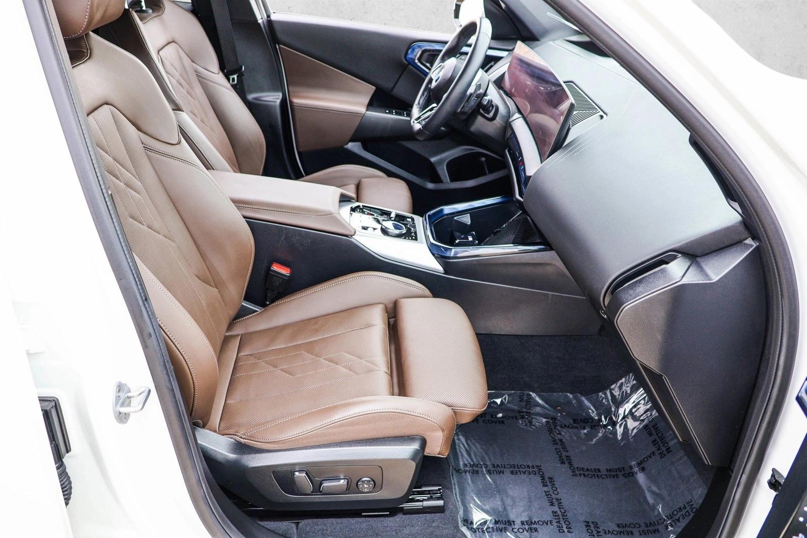 2025 BMW X3 - Image 26