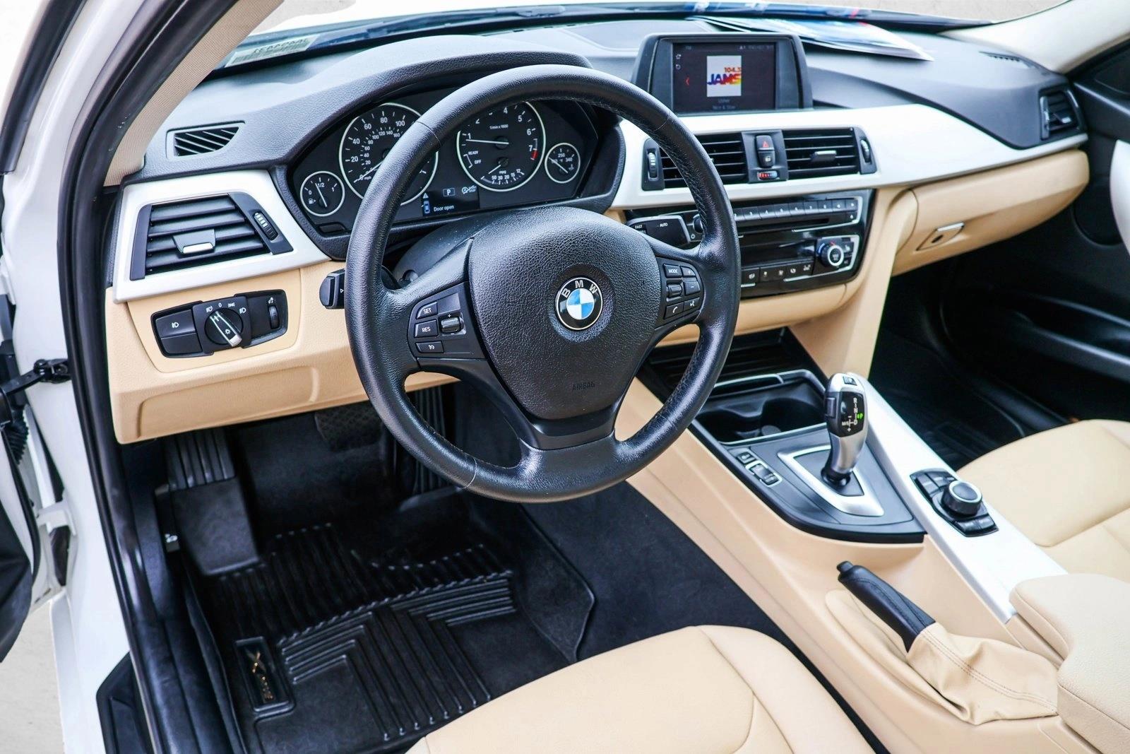 2018 BMW 320I - Image 10