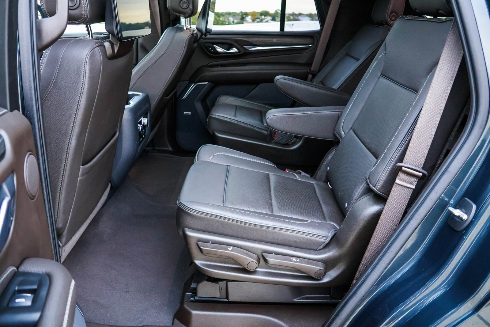 2021 GMC YUKON - Image 23