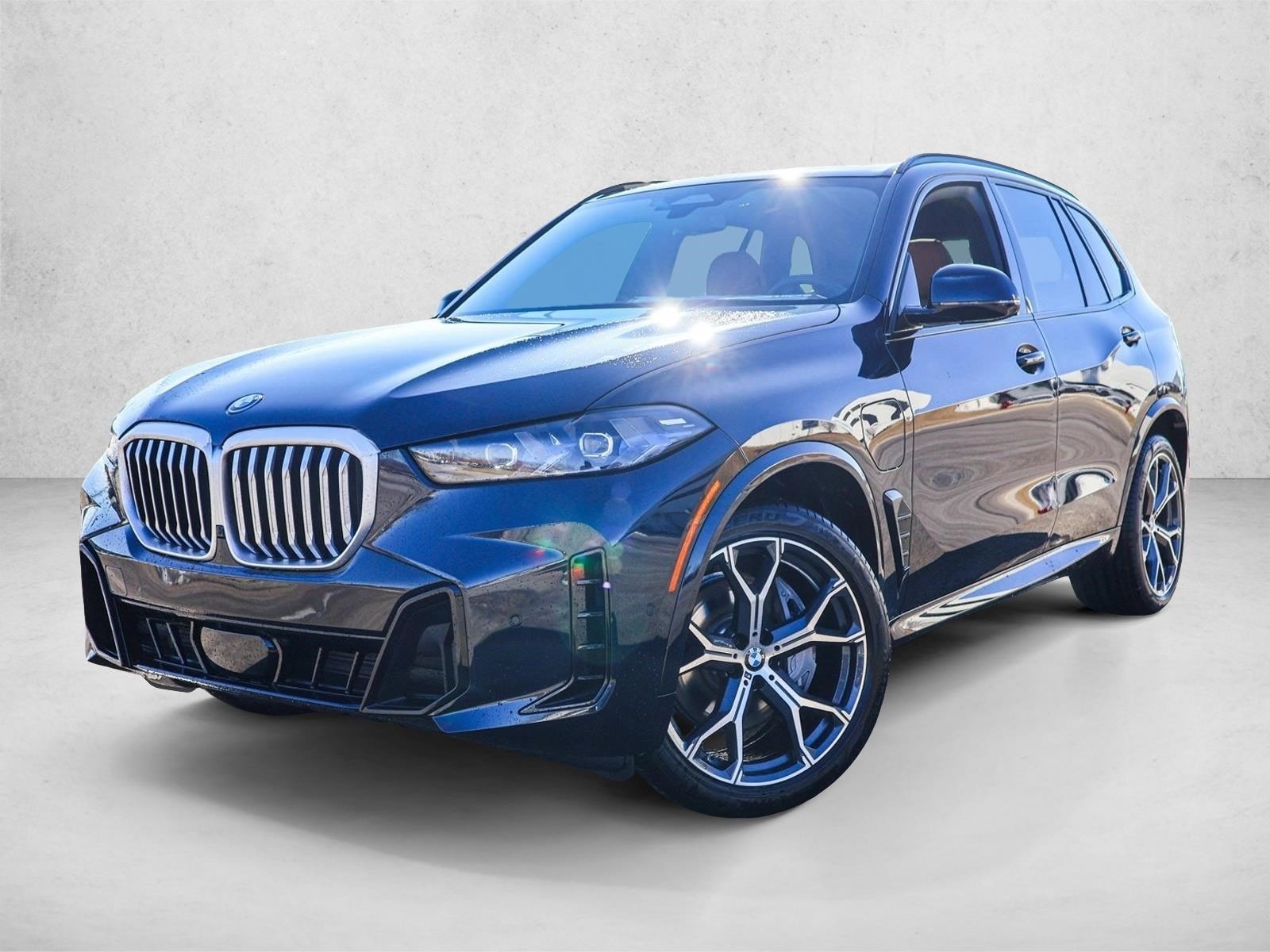 2026 BMW X5 xDrive50e's photo