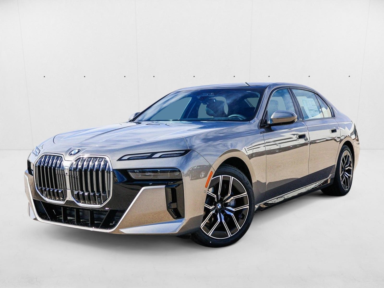 2025 BMW 7 Series 740i xDrive Sedan's photo