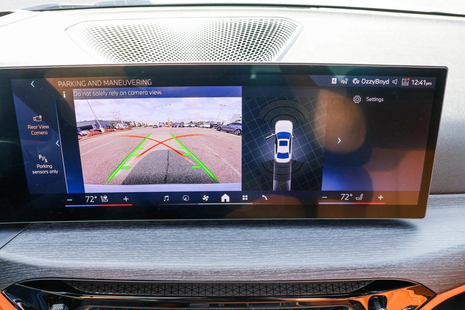 2025 BMW 330I - Image 17