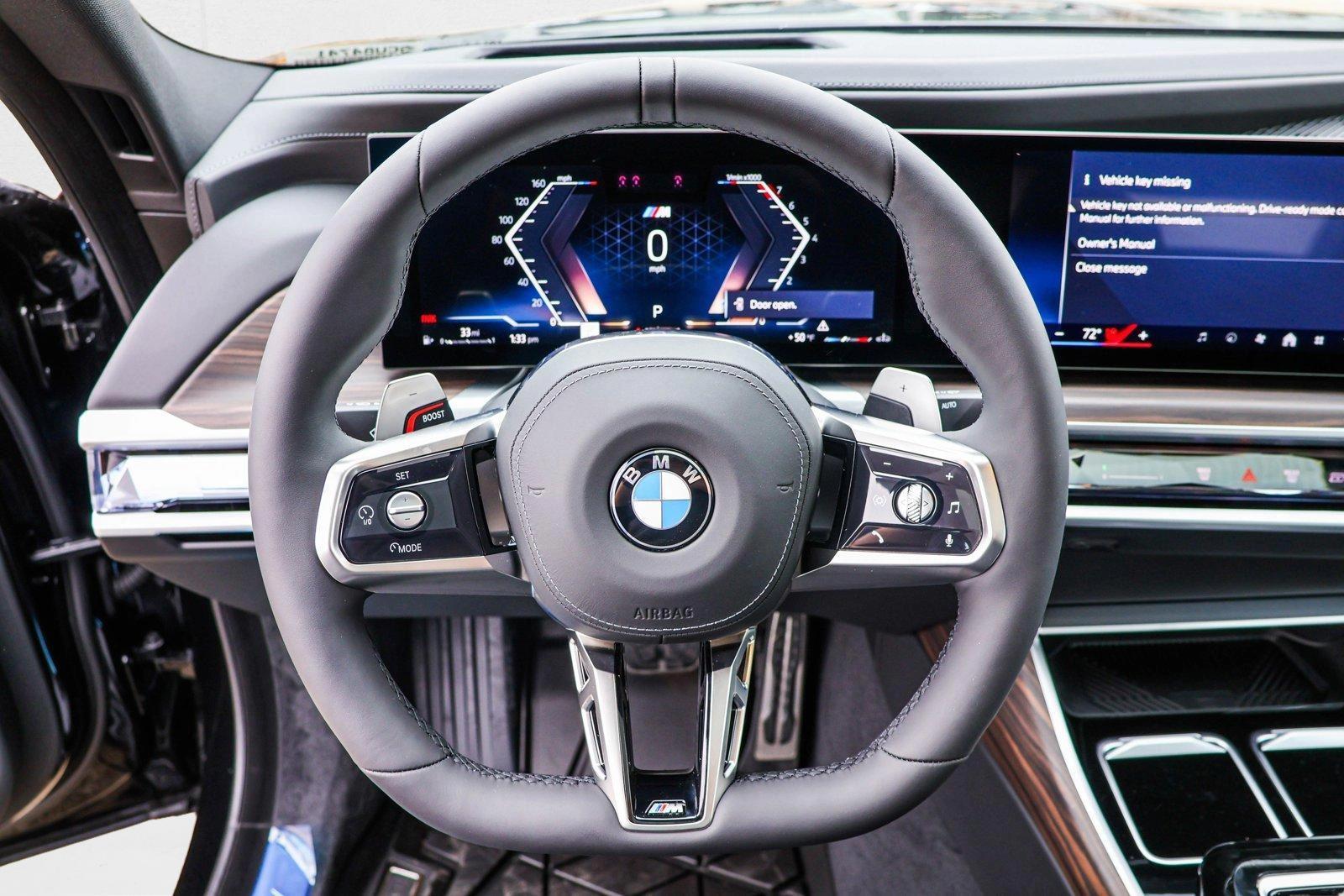 2025 BMW 7 Series 740i - Photo 13