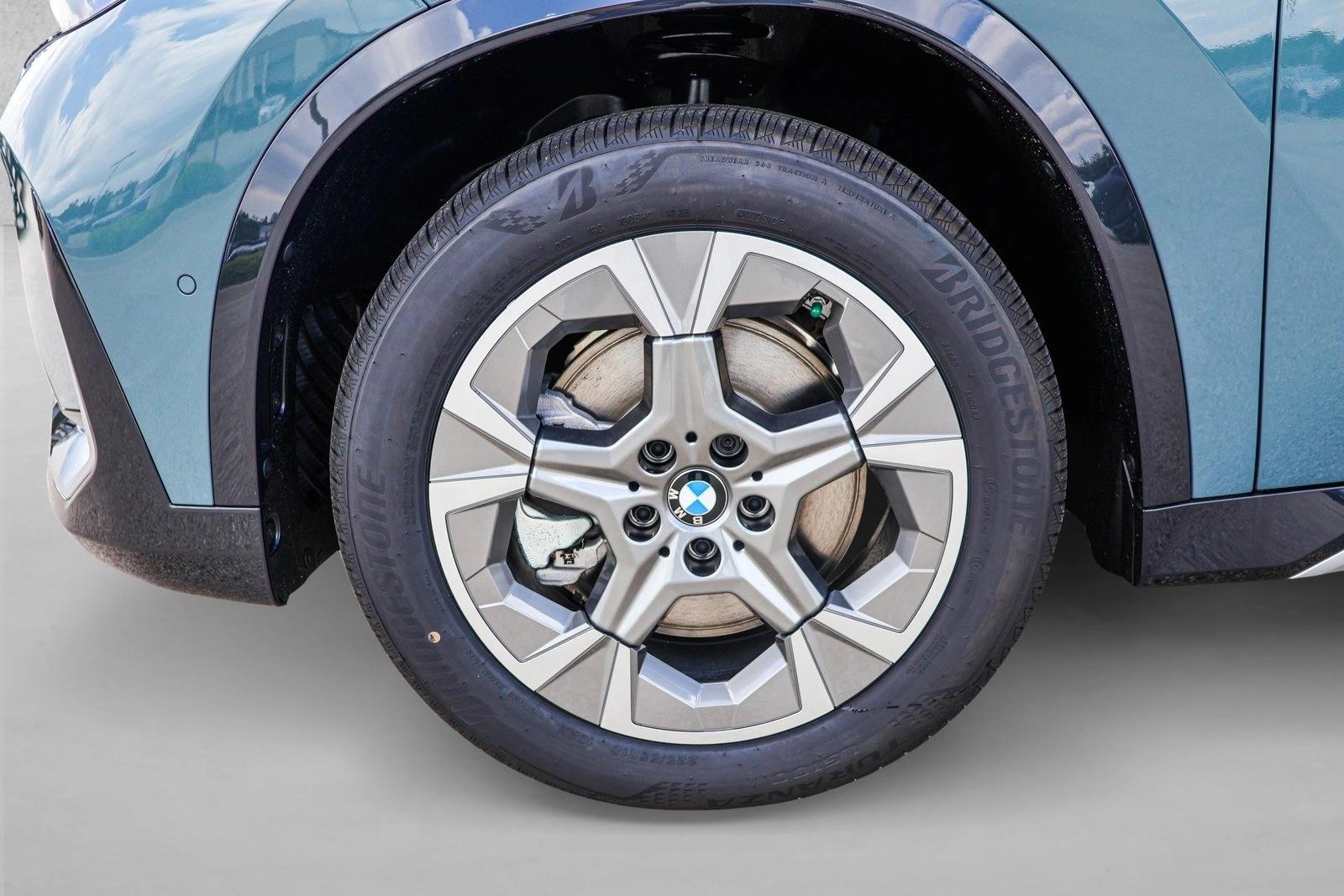 2025 BMW X1 28i - Photo 9
