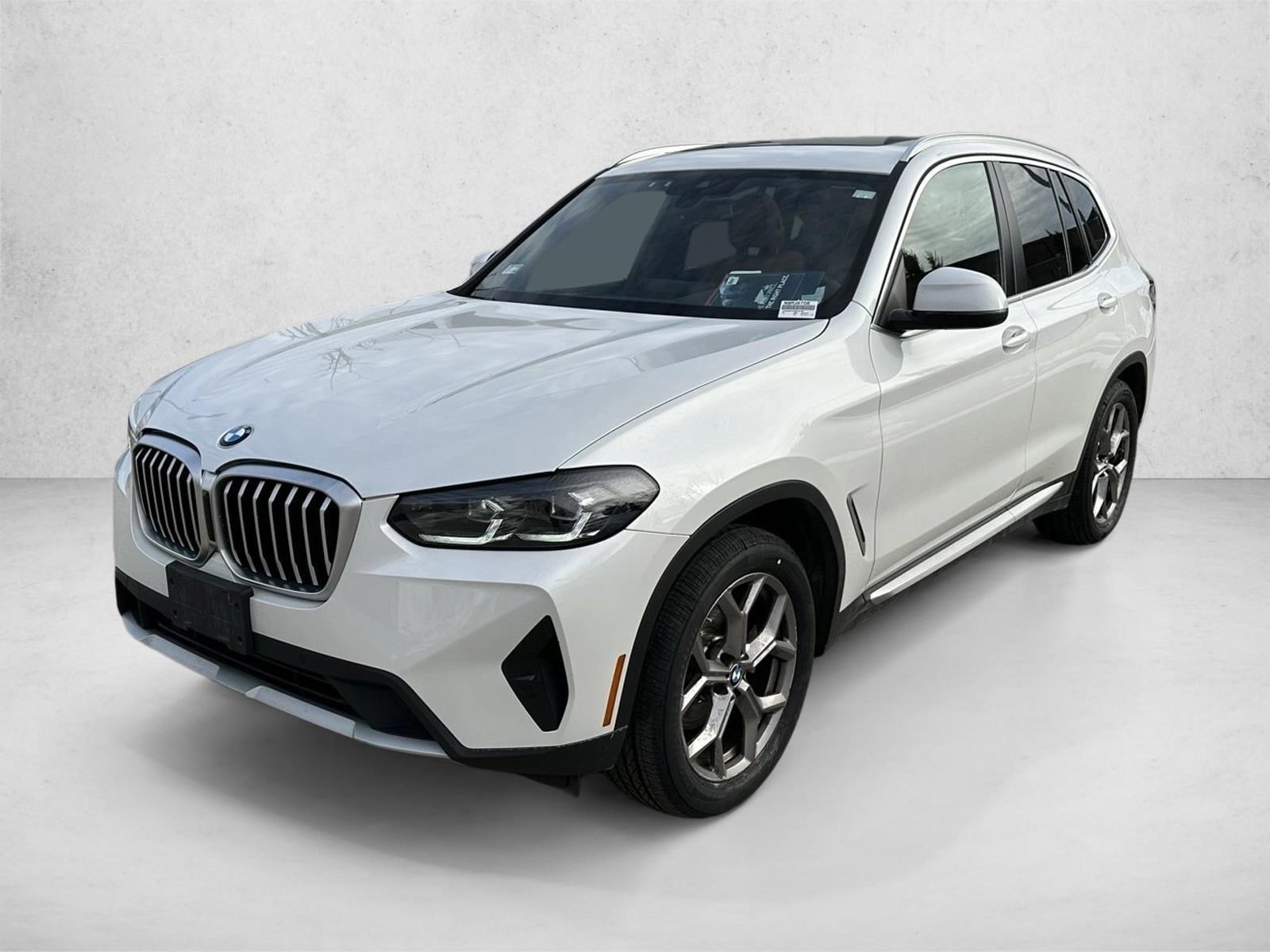 2022 BMW X3 30i's photo