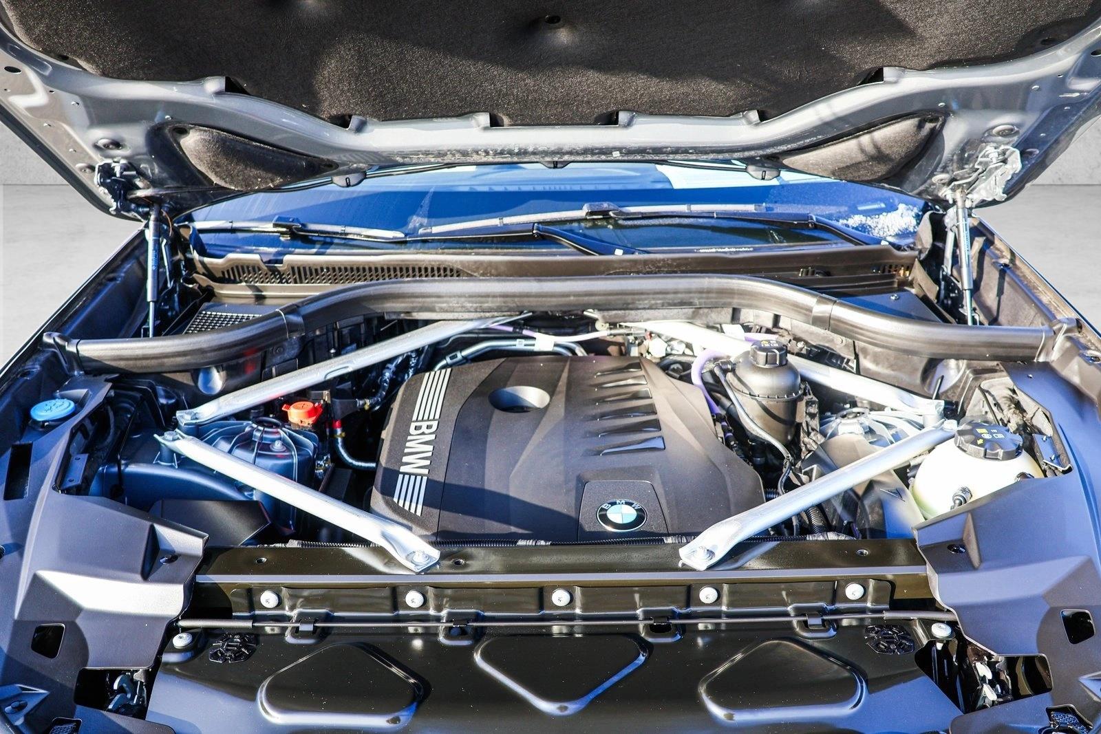 2025 BMW X5 - Image 29