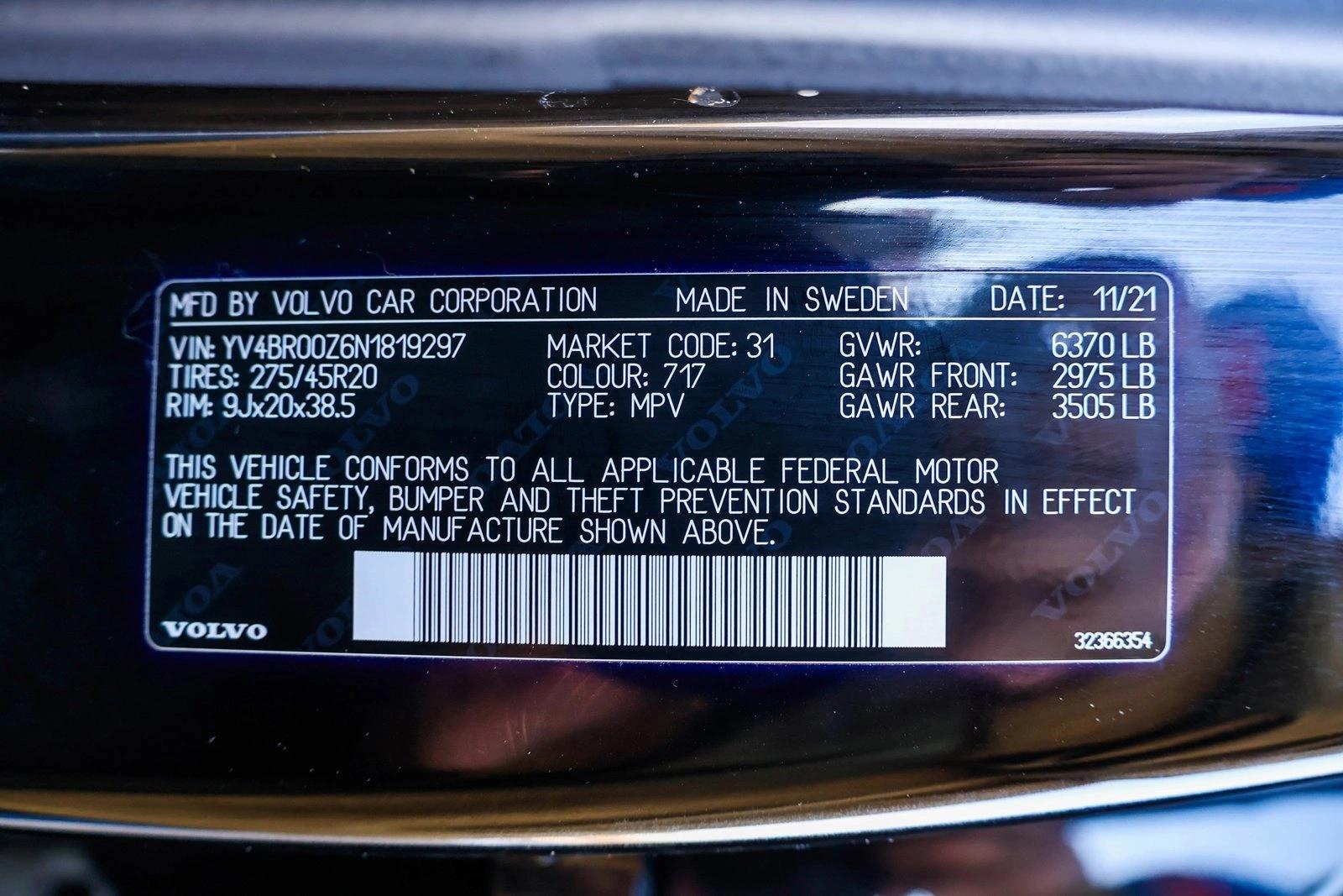 2022 VOLVO XC90 - Image 30