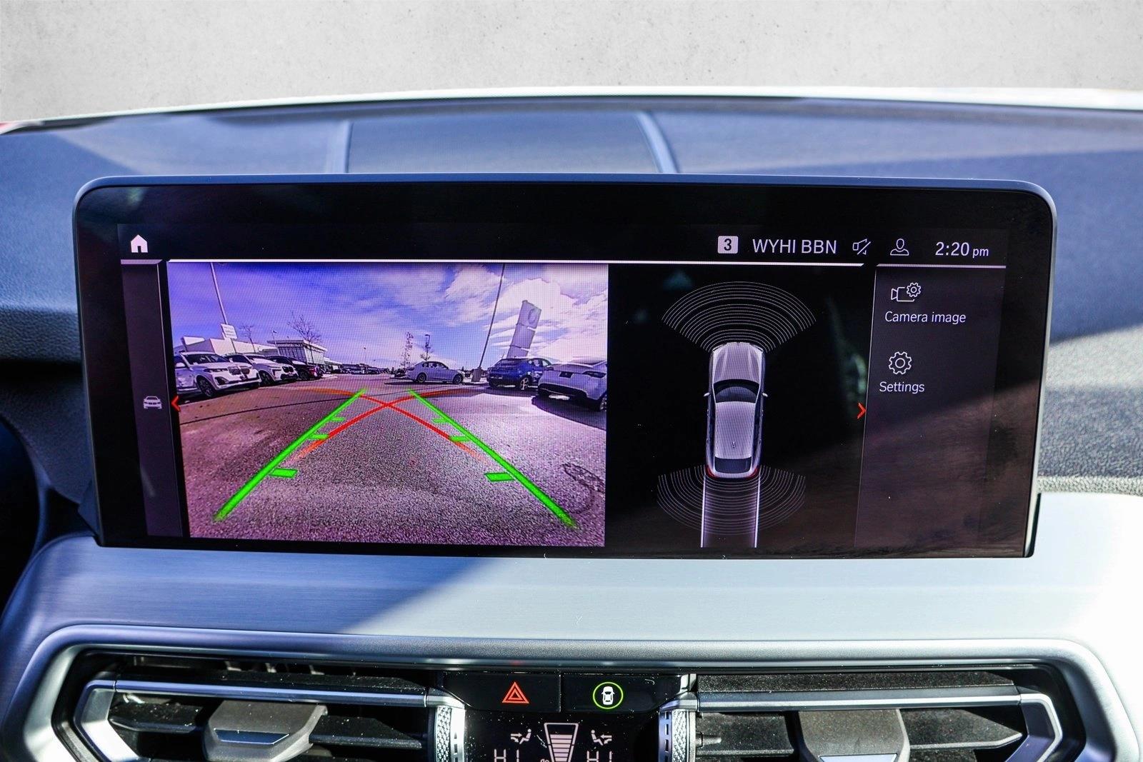 2025 BMW X4 - Image 19