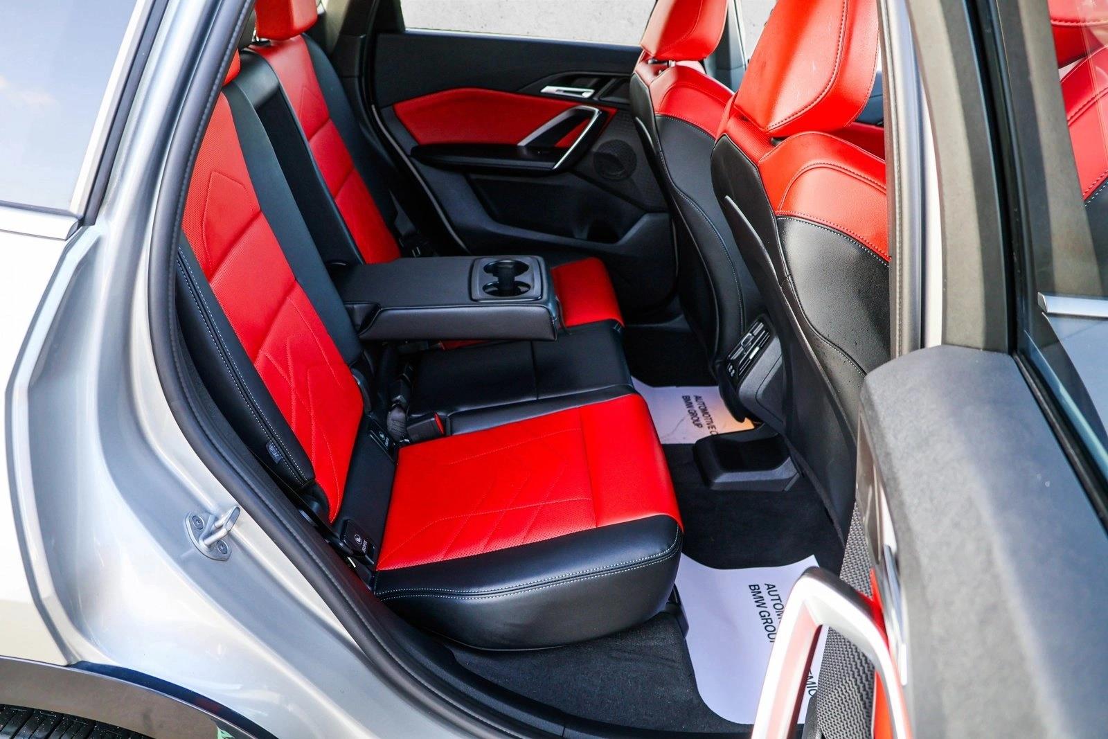 2025 BMW X1 - Image 24