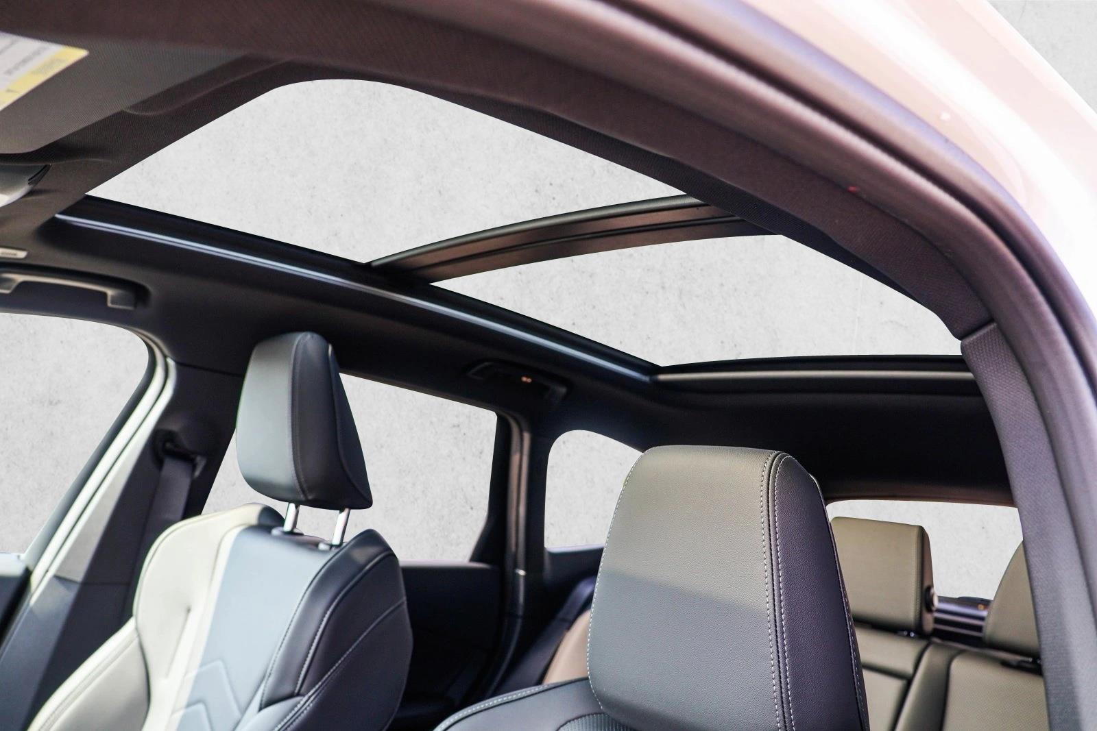 2026 BMW X1 M35i - Photo 11