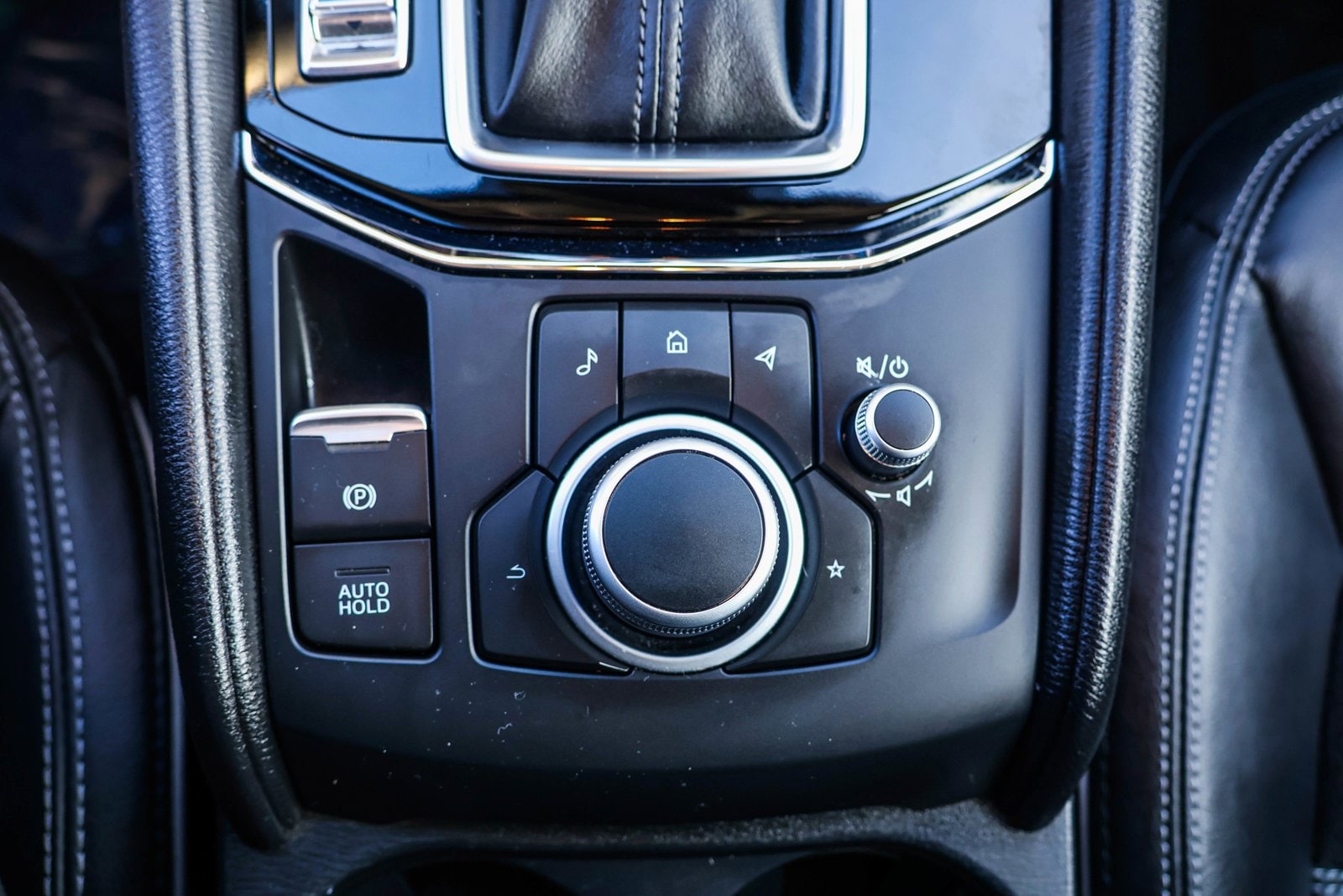 2025 MAZDA CX-5 - Image 22