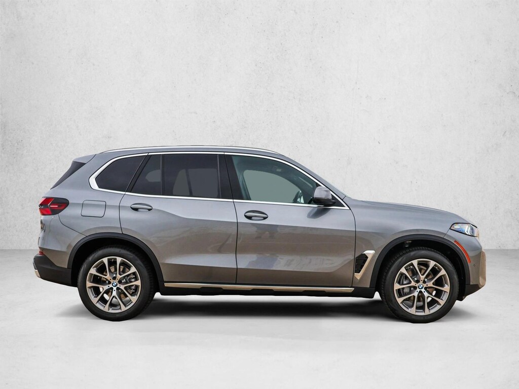 New 2026 BMW X5 xDrive40i SUV