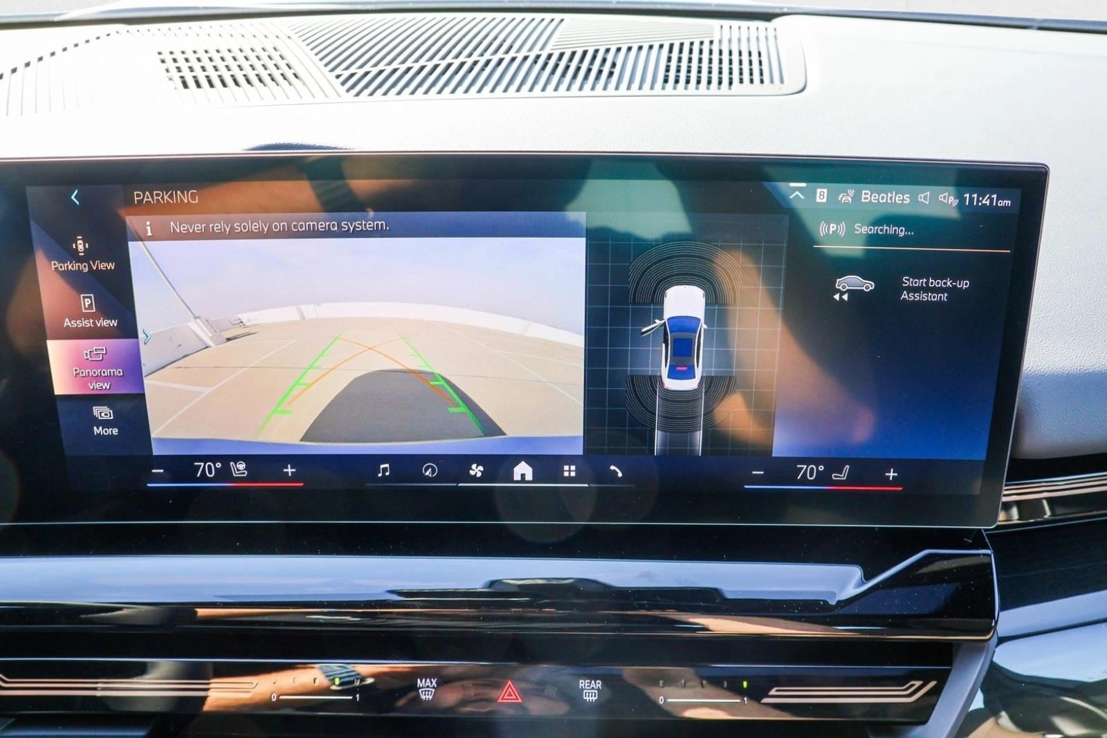 2025 BMW 530I - Image 17