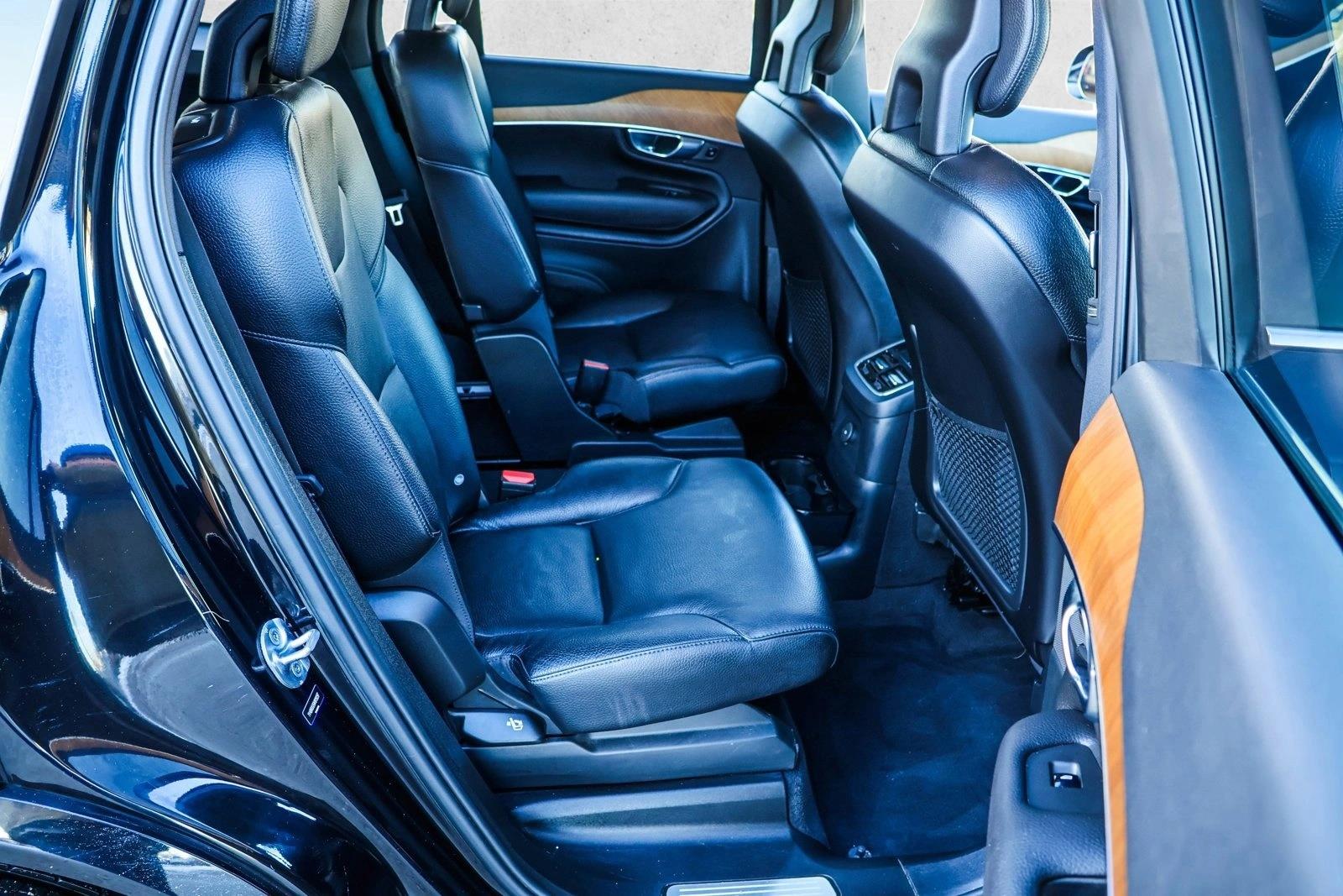 2022 VOLVO XC90 - Image 26