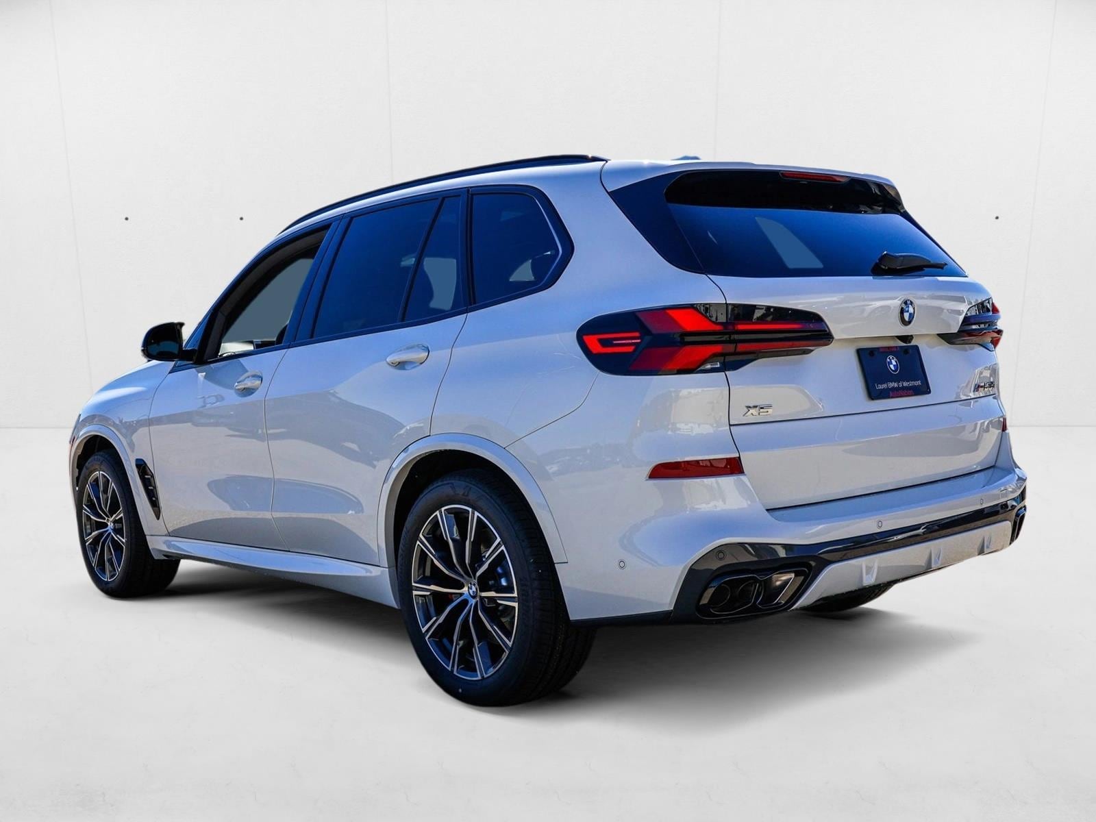 2026 BMW X5 M60i - Photo 7
