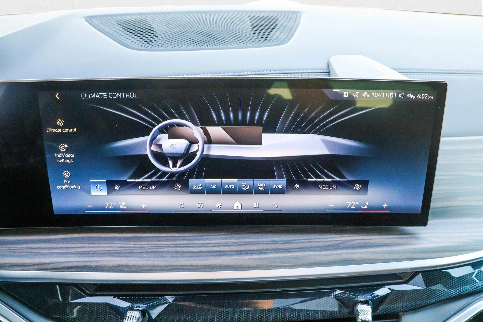 2025 BMW X5 - Image 18