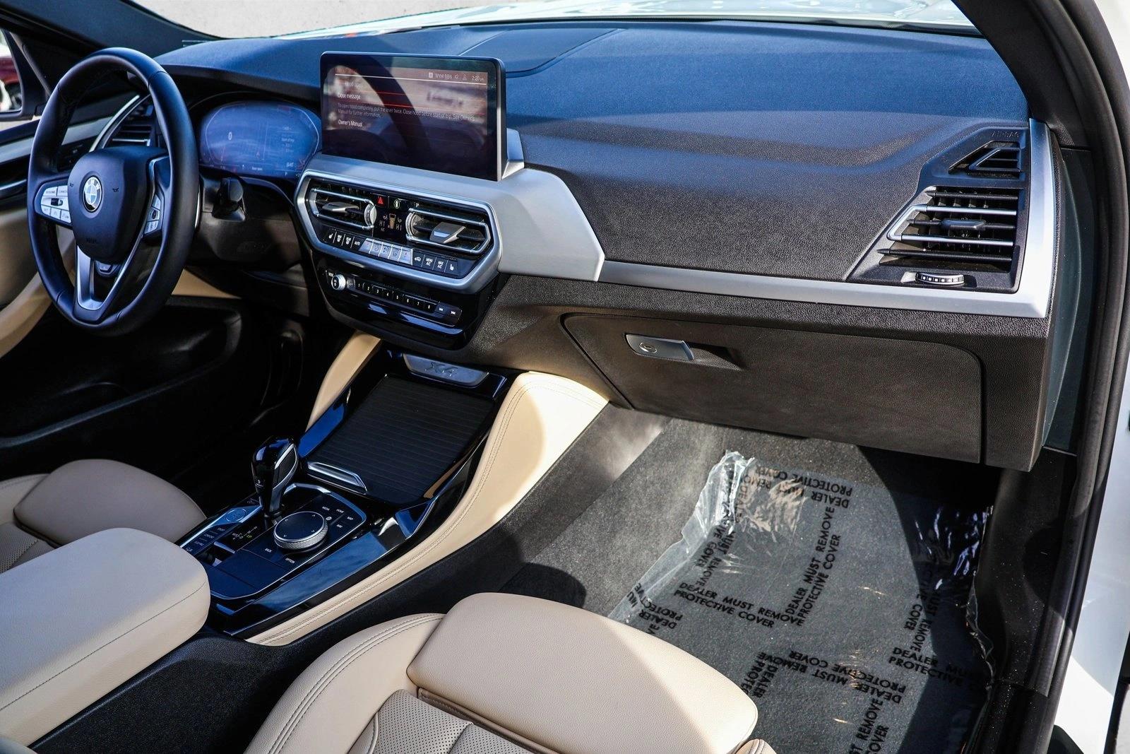 2025 BMW X4 - Image 28