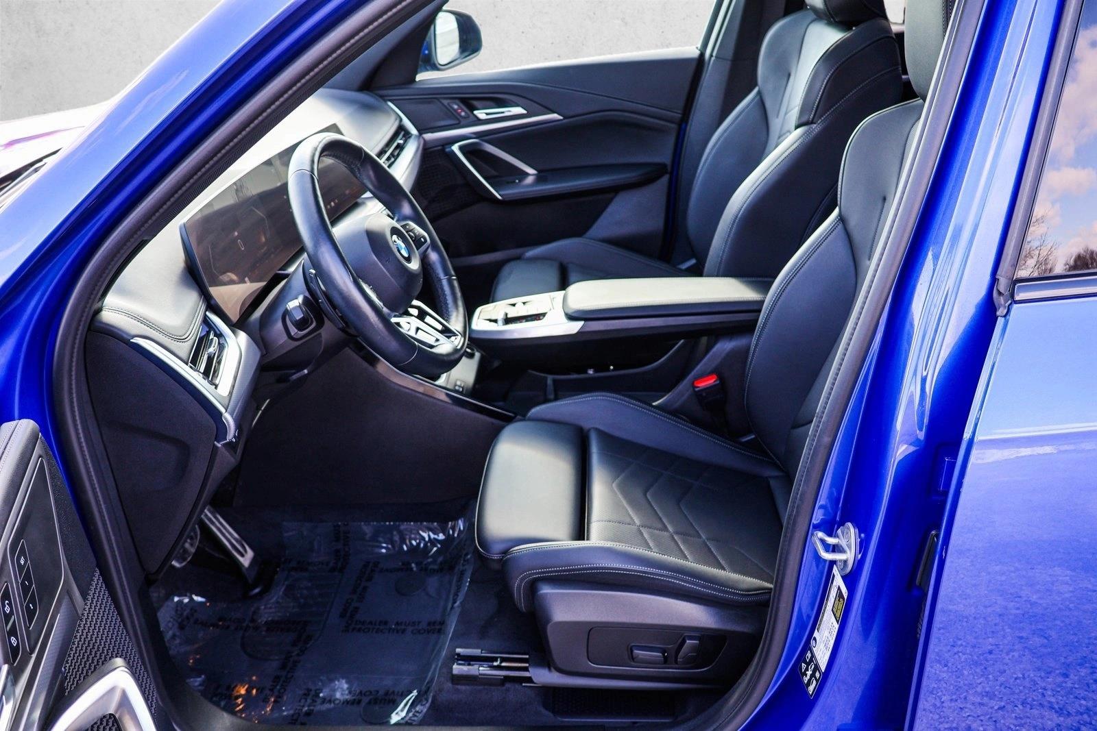 2025 BMW X1 - Image 12