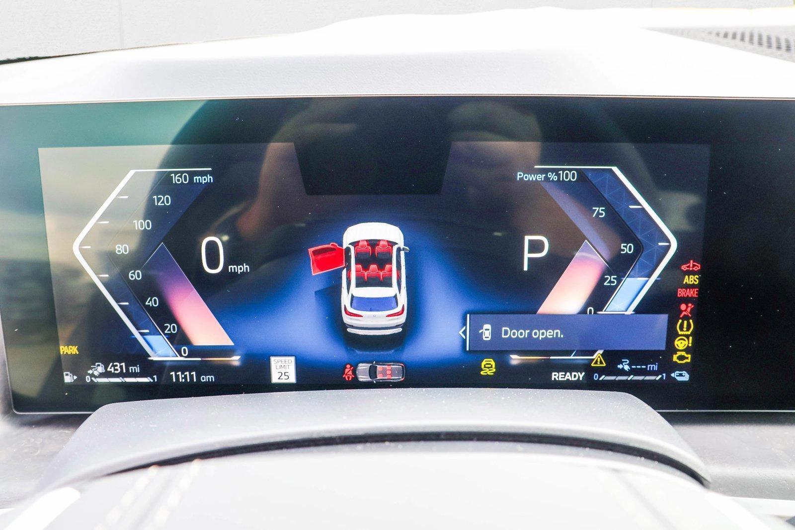 2025 BMW X5 - Image 14